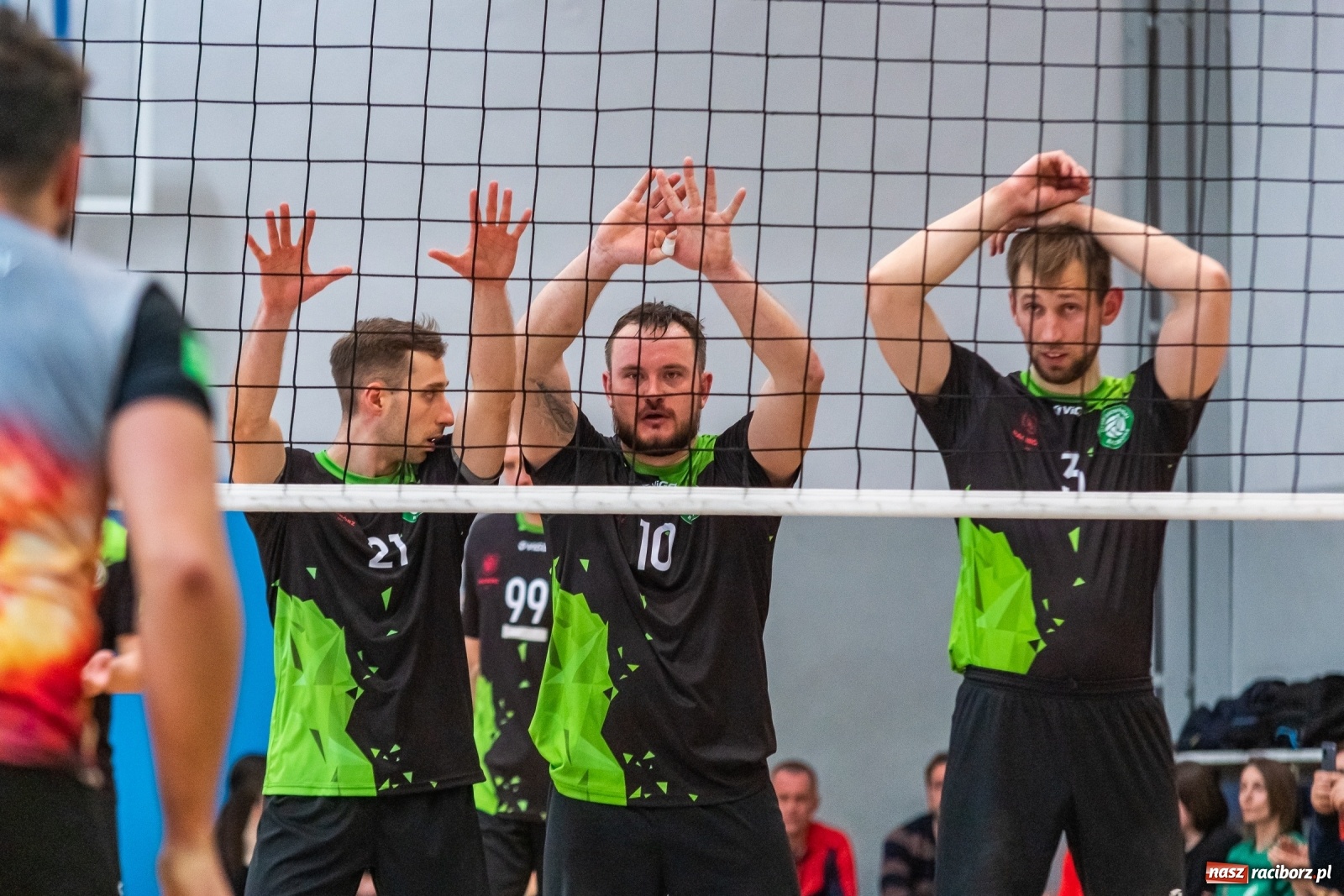 Zdjęcie w galerii na portalu naszraciborz.pl: Wyrównany bój zakończony porażką [FOTO] wiadomości z regionu