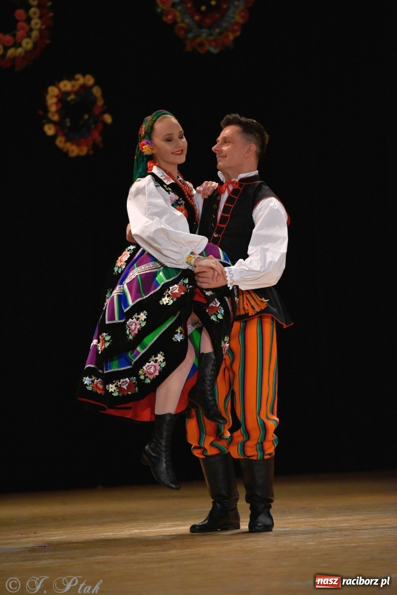 Zdjęcie w galerii na portalu naszraciborz.pl: Zespoły Źródła wspierają Kamilka. Piękny koncert w RCK [FOTO i WIDEO] wiadomości z regionu