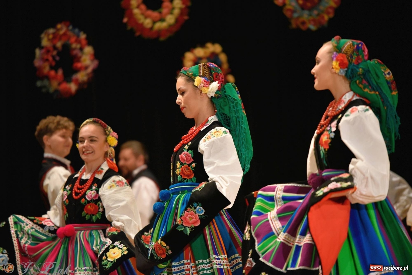 Zdjęcie w galerii na portalu naszraciborz.pl: Zespoły Źródła wspierają Kamilka. Piękny koncert w RCK [FOTO i WIDEO] wiadomości z regionu