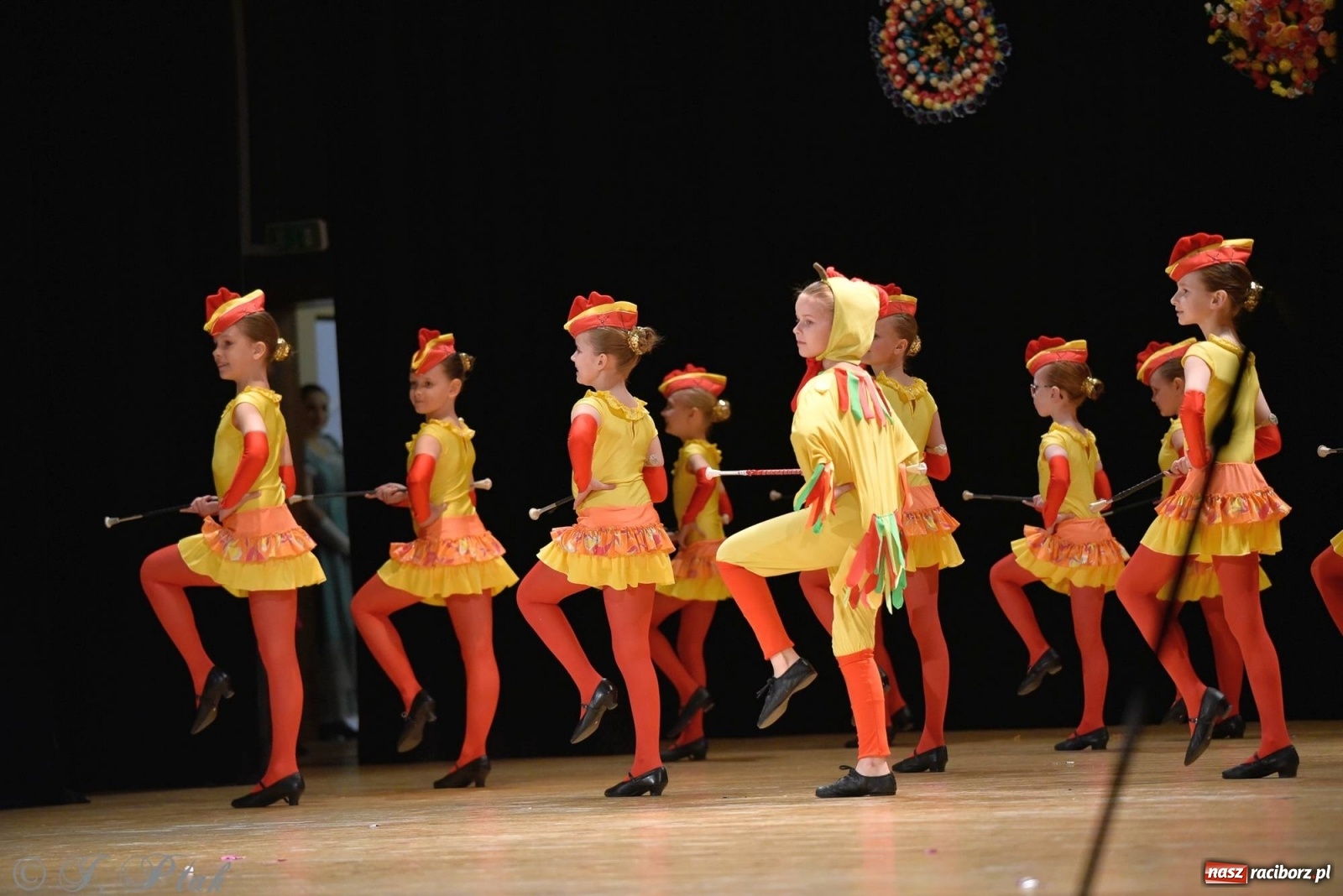 Zdjęcie w galerii na portalu naszraciborz.pl: Zespoły Źródła wspierają Kamilka. Piękny koncert w RCK [FOTO i WIDEO] wiadomości z regionu