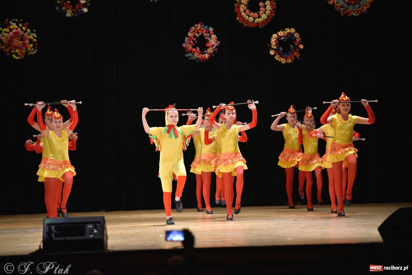 Zdjęcie w galerii na portalu naszraciborz.pl: Zespoły Źródła wspierają Kamilka. Piękny koncert w RCK [FOTO i WIDEO] wiadomości z regionu