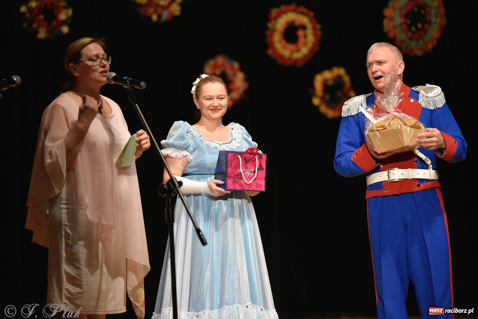 Zdjęcie w galerii na portalu naszraciborz.pl: Zespoły Źródła wspierają Kamilka. Piękny koncert w RCK [FOTO i WIDEO] wiadomości z regionu