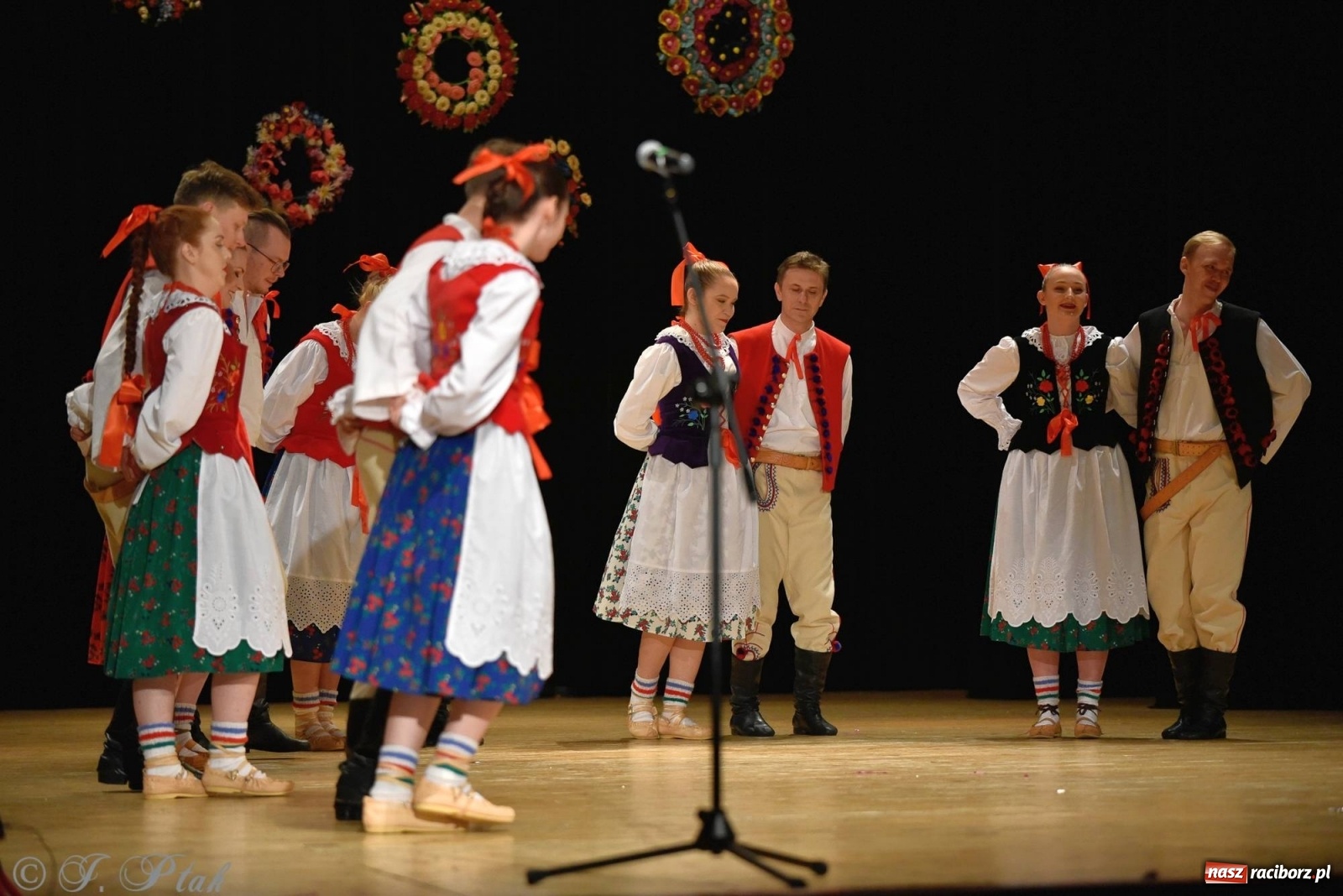 Zdjęcie w galerii na portalu naszraciborz.pl: Zespoły Źródła wspierają Kamilka. Piękny koncert w RCK [FOTO i WIDEO] wiadomości z regionu