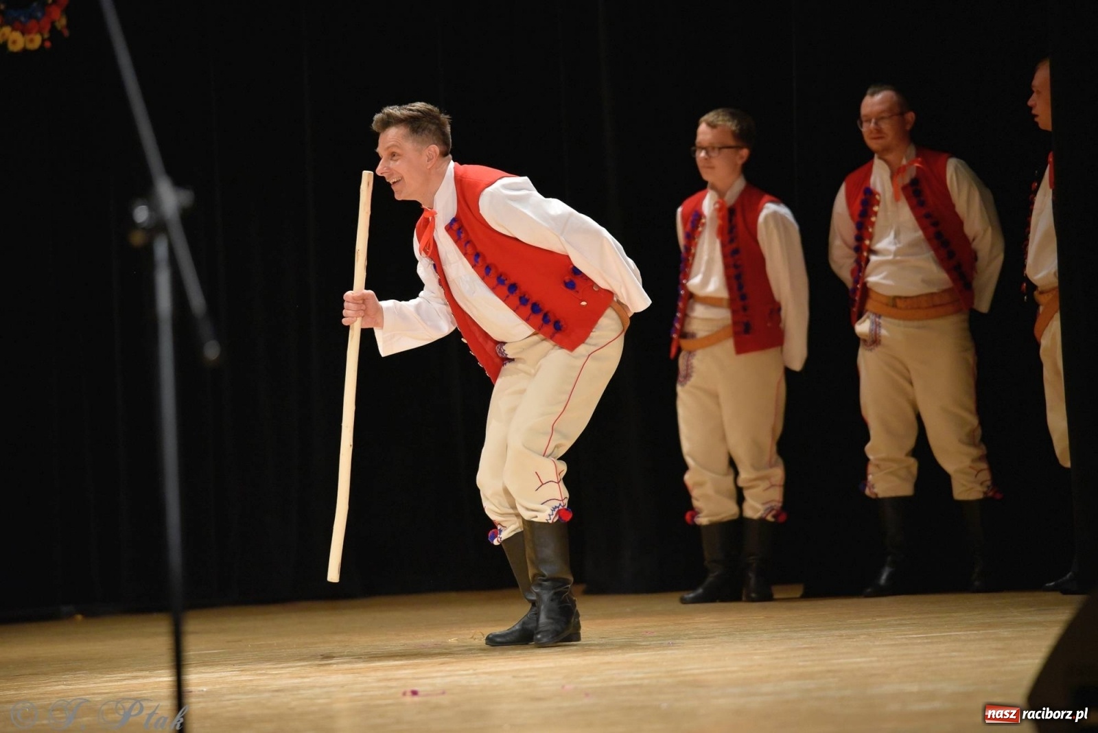 Zdjęcie w galerii na portalu naszraciborz.pl: Zespoły Źródła wspierają Kamilka. Piękny koncert w RCK [FOTO i WIDEO] wiadomości z regionu