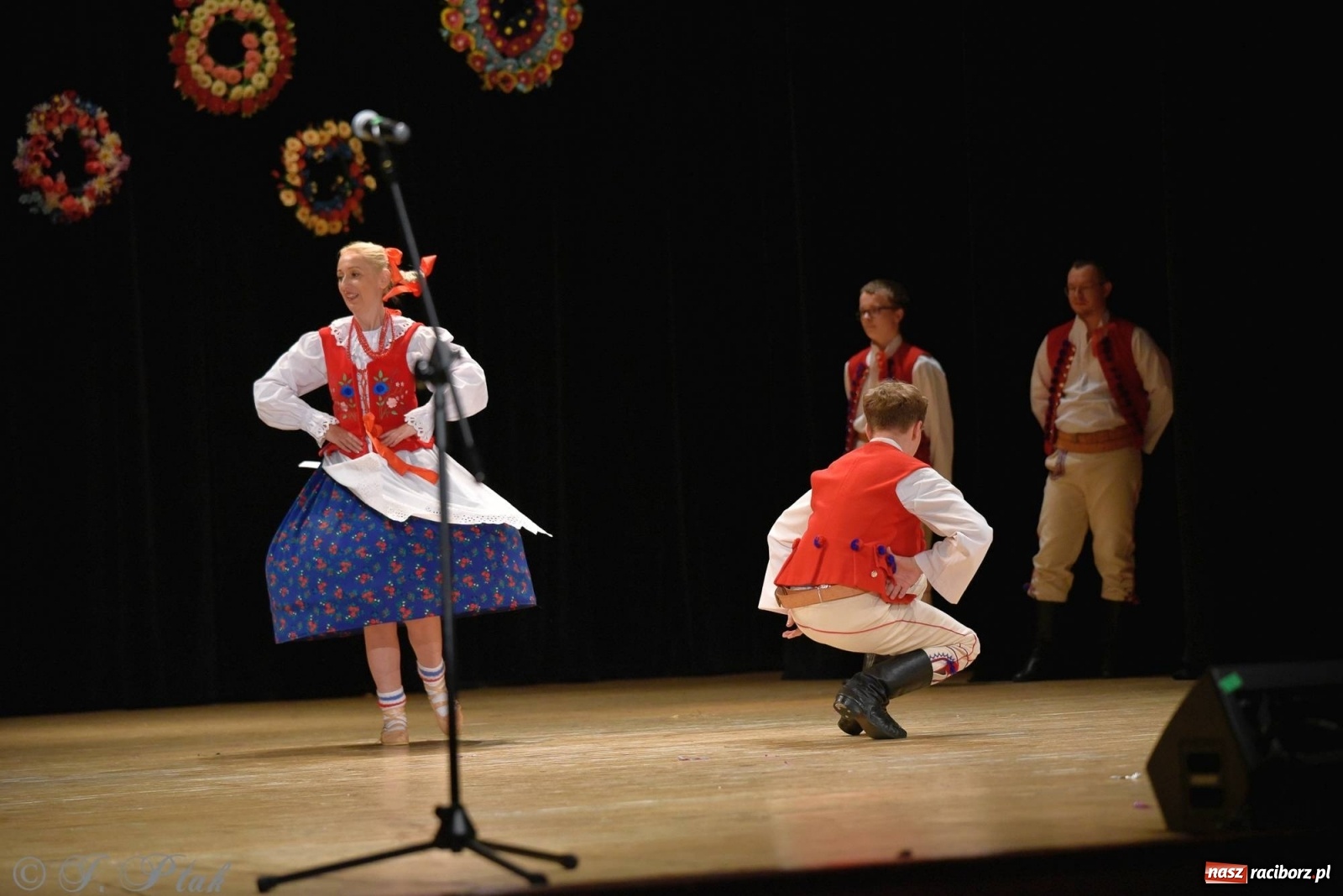 Zdjęcie w galerii na portalu naszraciborz.pl: Zespoły Źródła wspierają Kamilka. Piękny koncert w RCK [FOTO i WIDEO] wiadomości z regionu