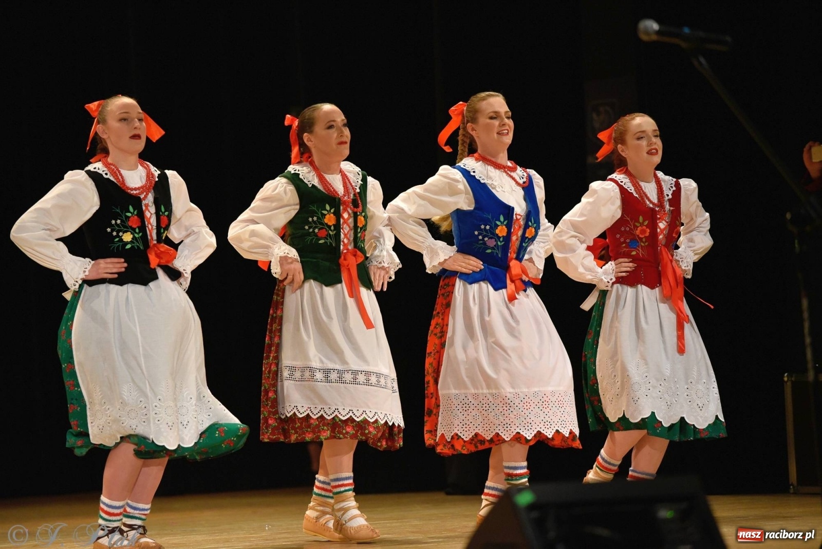 Zdjęcie w galerii na portalu naszraciborz.pl: Zespoły Źródła wspierają Kamilka. Piękny koncert w RCK [FOTO i WIDEO] wiadomości z regionu