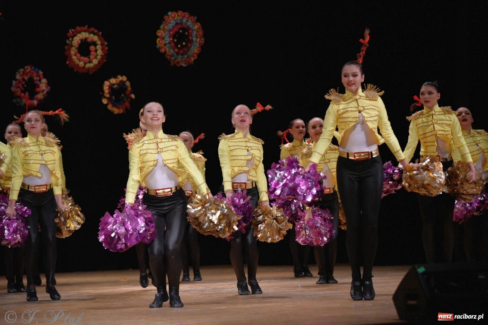 Zdjęcie w galerii na portalu naszraciborz.pl: Zespoły Źródła wspierają Kamilka. Piękny koncert w RCK [FOTO i WIDEO] wiadomości z regionu