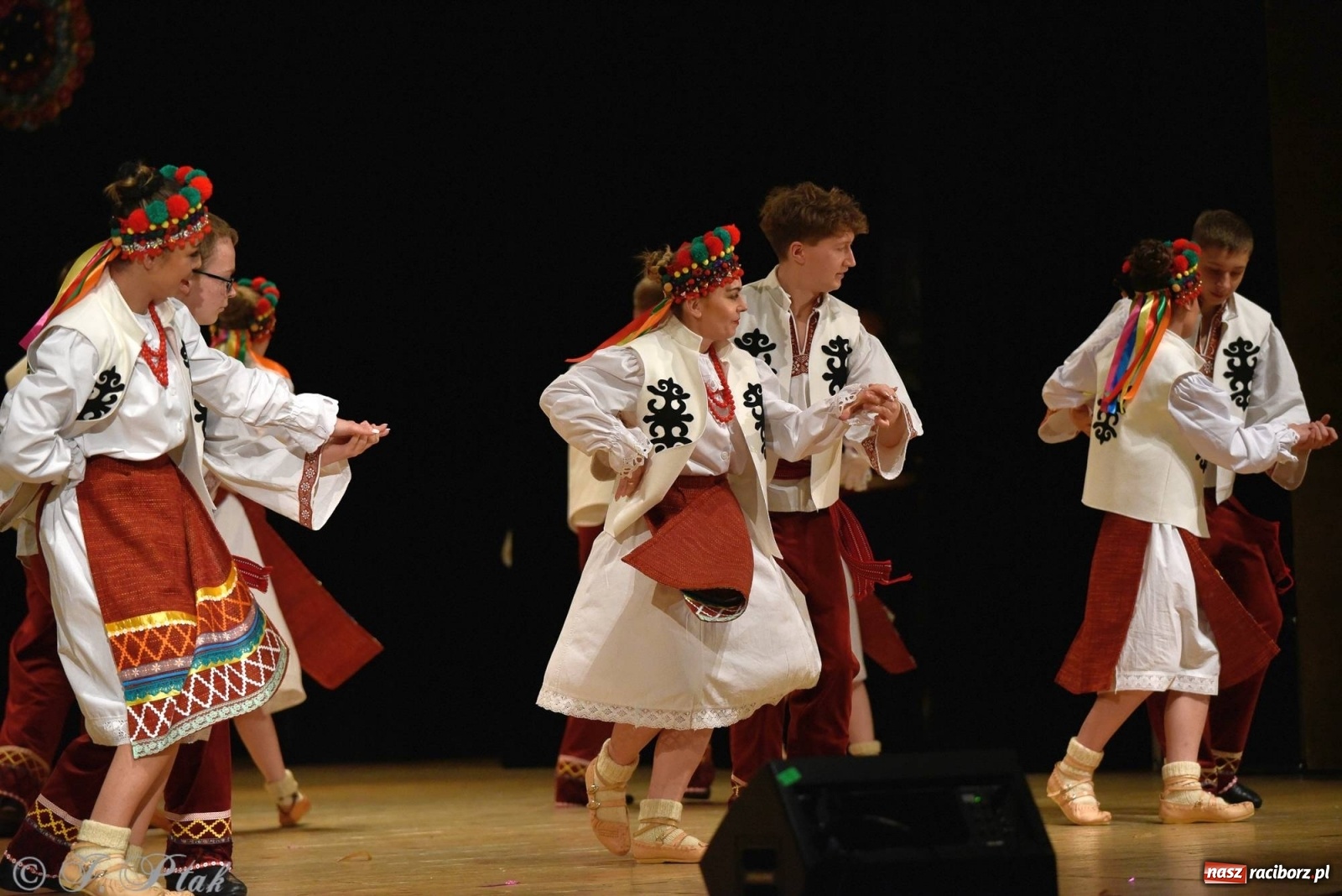 Zdjęcie w galerii na portalu naszraciborz.pl: Zespoły Źródła wspierają Kamilka. Piękny koncert w RCK [FOTO i WIDEO] wiadomości z regionu
