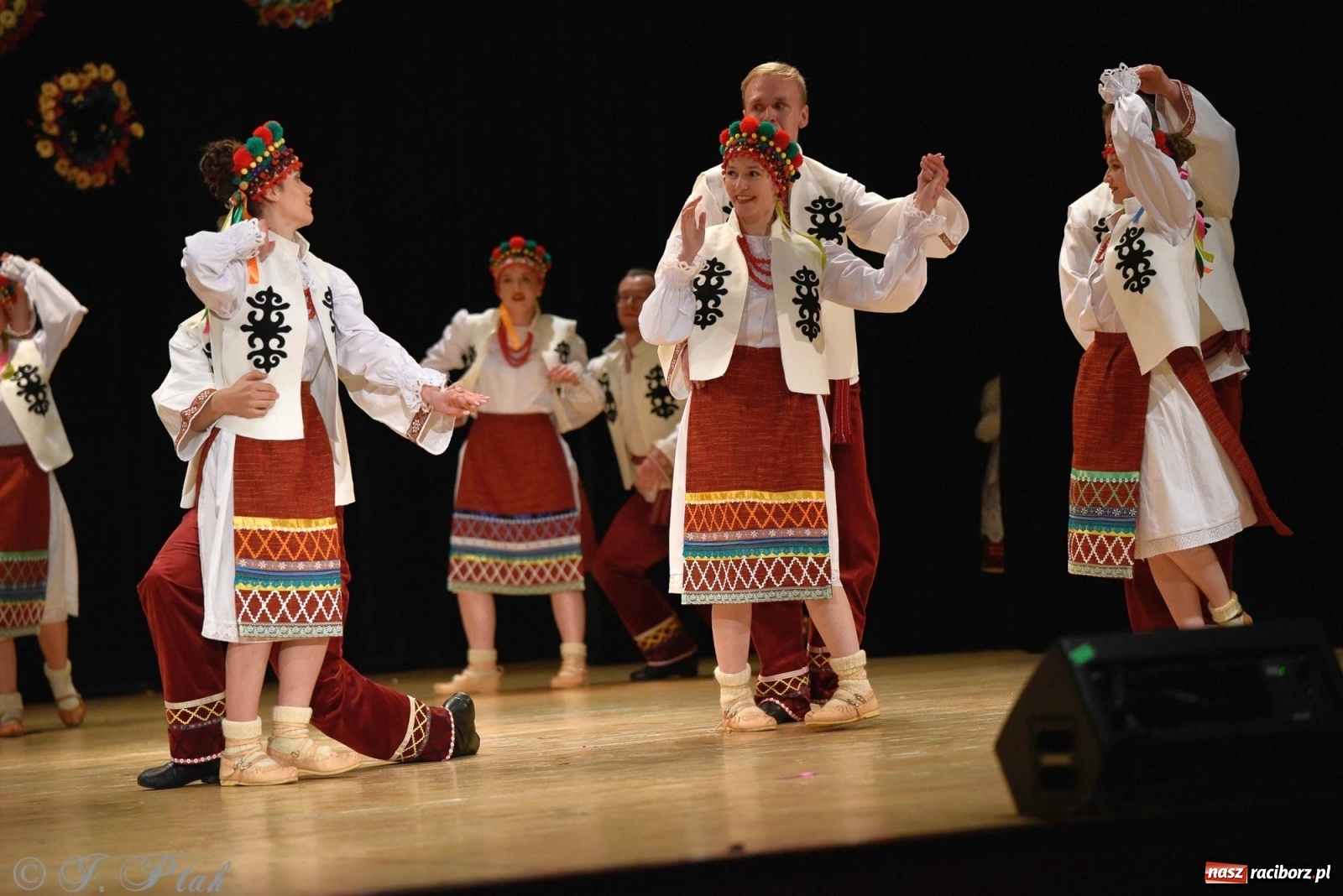 Zdjęcie w galerii na portalu naszraciborz.pl: Zespoły Źródła wspierają Kamilka. Piękny koncert w RCK [FOTO i WIDEO] wiadomości z regionu