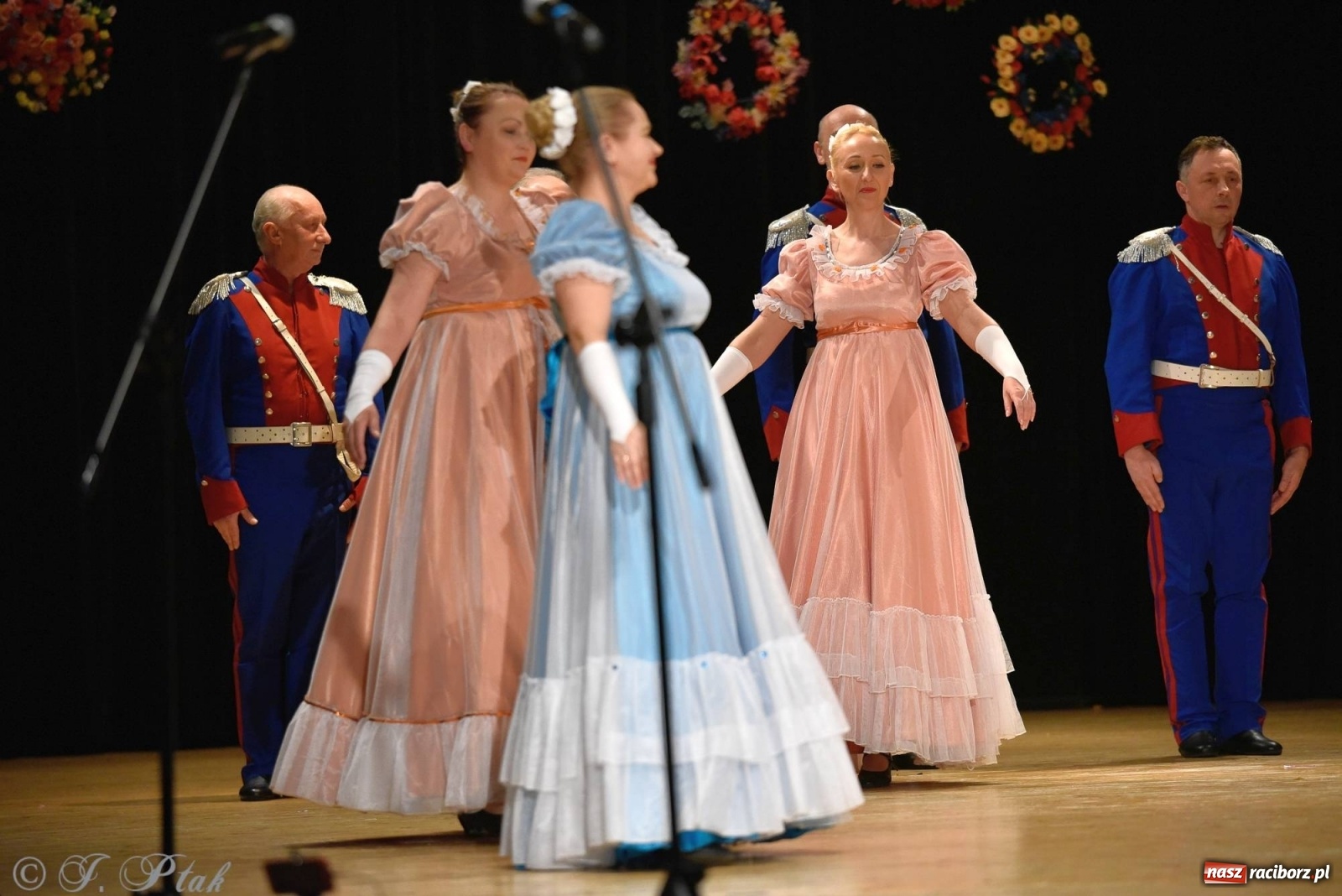 Zdjęcie w galerii na portalu naszraciborz.pl: Zespoły Źródła wspierają Kamilka. Piękny koncert w RCK [FOTO i WIDEO] wiadomości z regionu