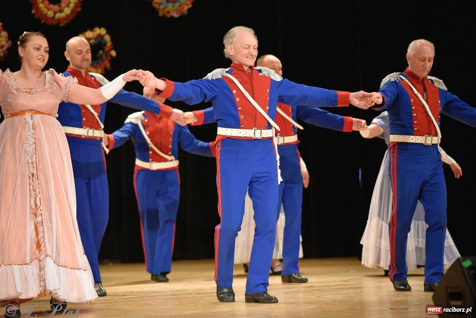 Zdjęcie w galerii na portalu naszraciborz.pl: Zespoły Źródła wspierają Kamilka. Piękny koncert w RCK [FOTO i WIDEO] wiadomości z regionu
