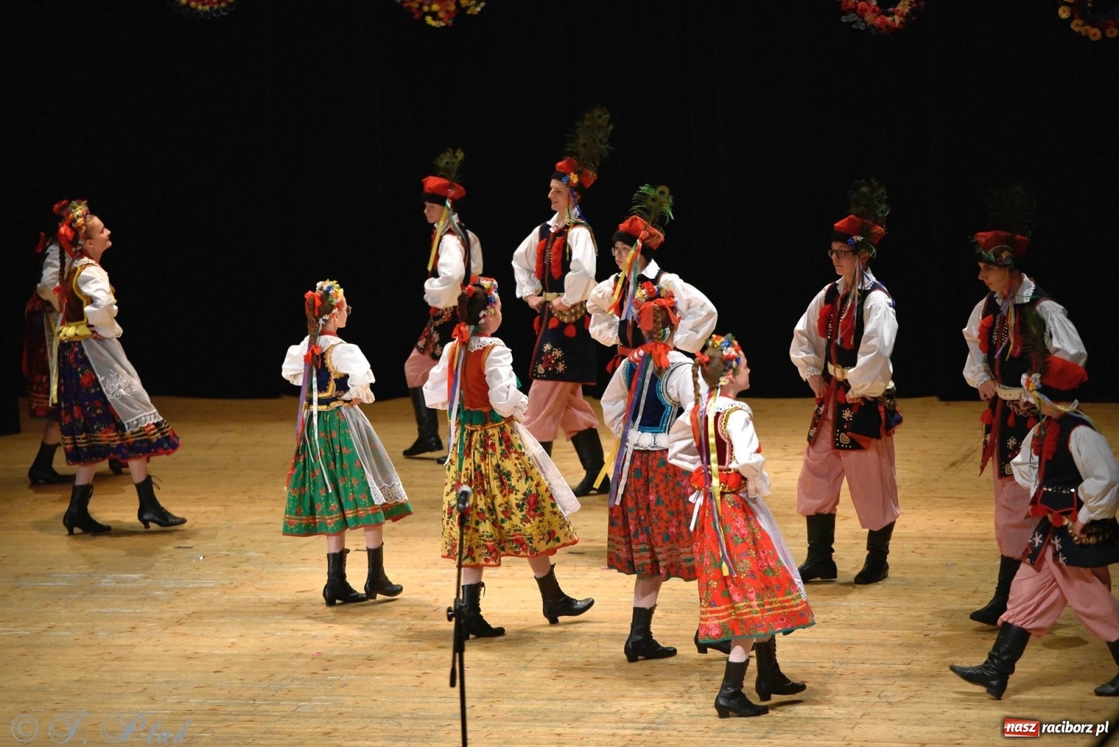 Zdjęcie w galerii na portalu naszraciborz.pl: Zespoły Źródła wspierają Kamilka. Piękny koncert w RCK [FOTO i WIDEO] wiadomości z regionu