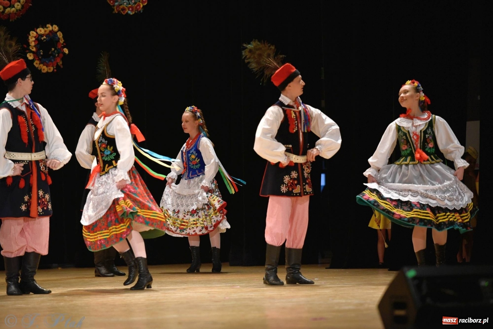 Zdjęcie w galerii na portalu naszraciborz.pl: Zespoły Źródła wspierają Kamilka. Piękny koncert w RCK [FOTO i WIDEO] wiadomości z regionu