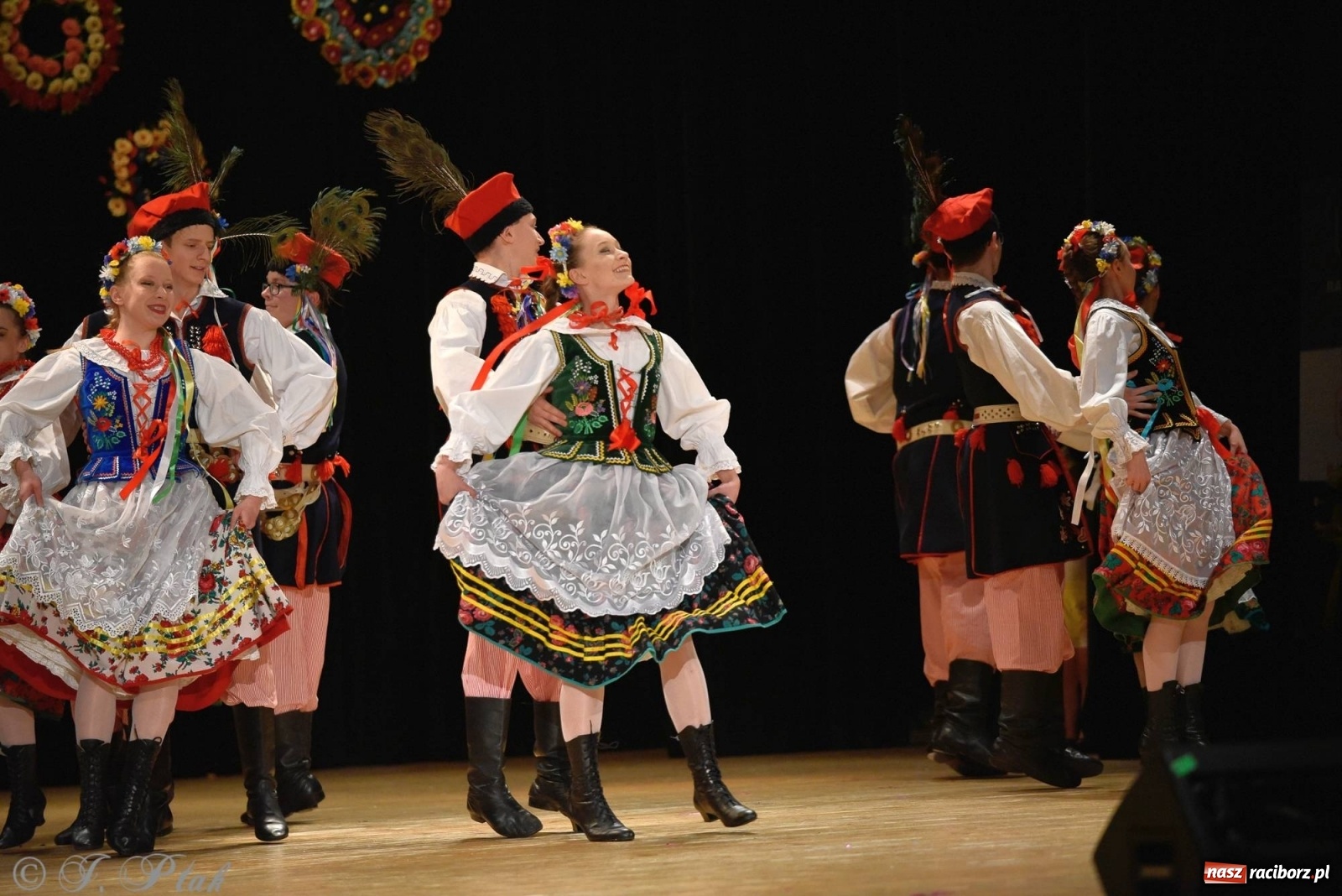 Zdjęcie w galerii na portalu naszraciborz.pl: Zespoły Źródła wspierają Kamilka. Piękny koncert w RCK [FOTO i WIDEO] wiadomości z regionu