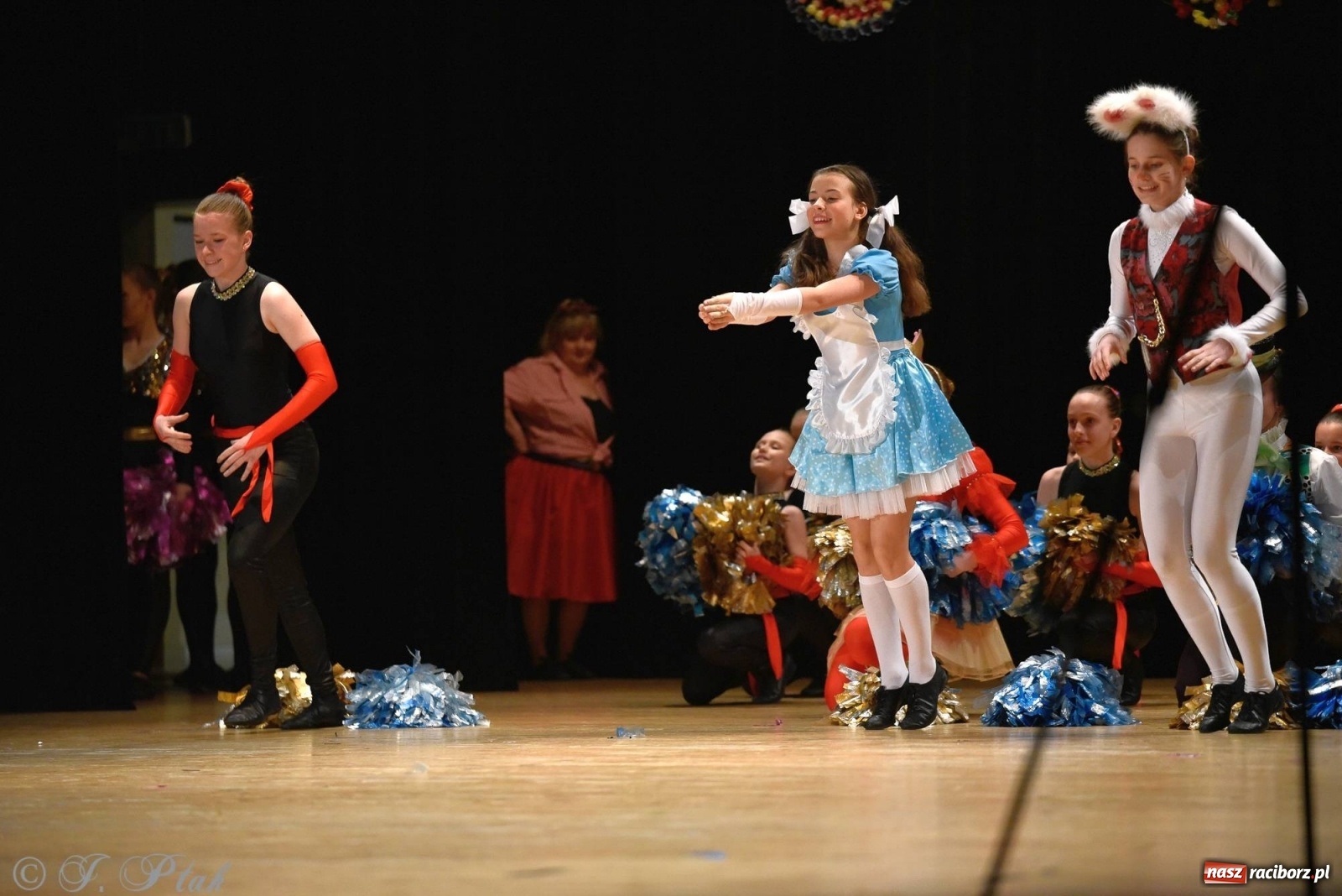 Zdjęcie w galerii na portalu naszraciborz.pl: Zespoły Źródła wspierają Kamilka. Piękny koncert w RCK [FOTO i WIDEO] wiadomości z regionu