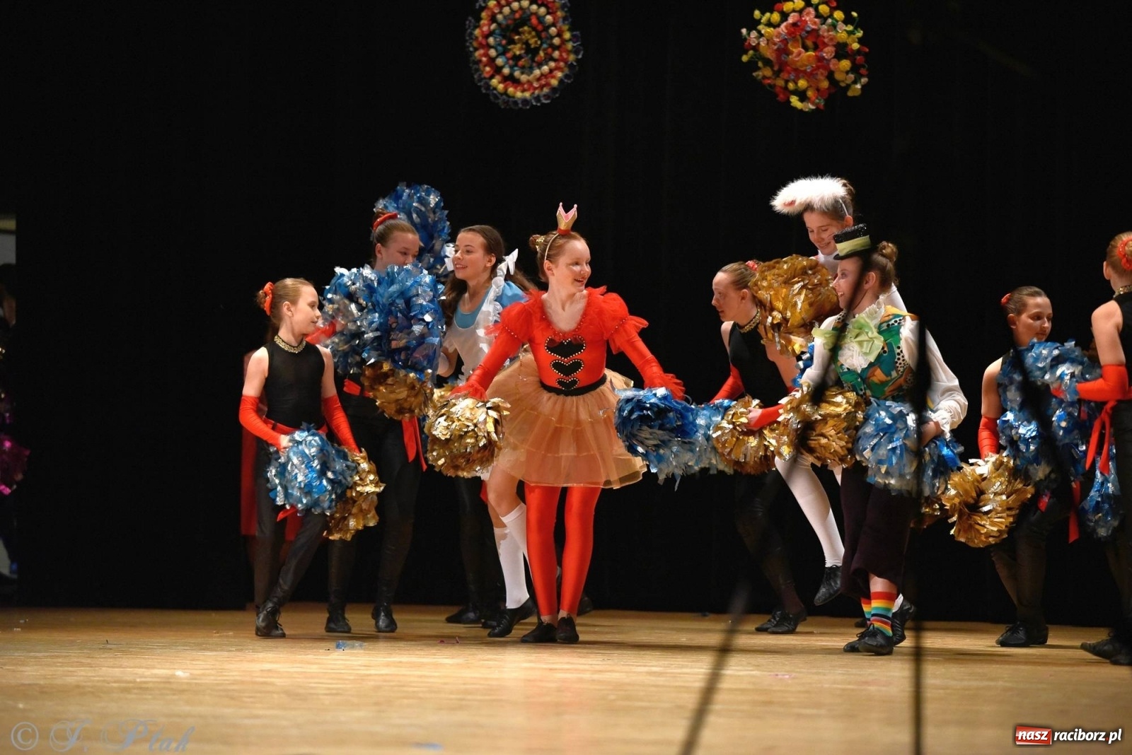 Zdjęcie w galerii na portalu naszraciborz.pl: Zespoły Źródła wspierają Kamilka. Piękny koncert w RCK [FOTO i WIDEO] wiadomości z regionu