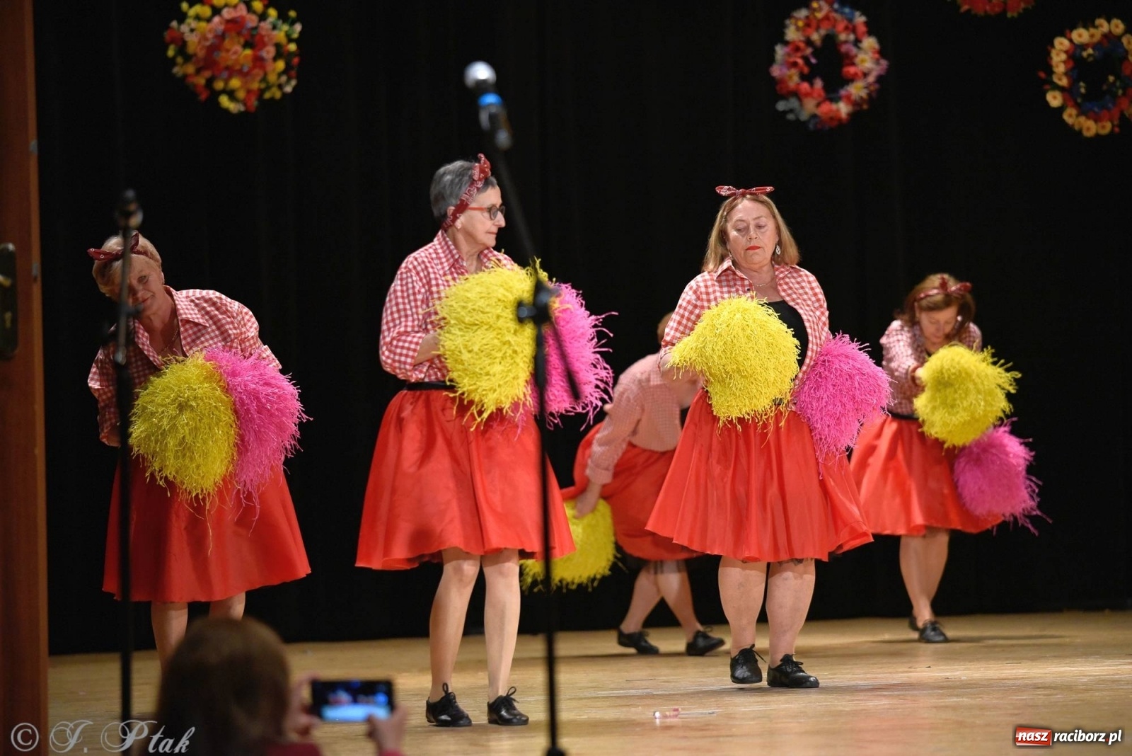 Zdjęcie w galerii na portalu naszraciborz.pl: Zespoły Źródła wspierają Kamilka. Piękny koncert w RCK [FOTO i WIDEO] wiadomości z regionu