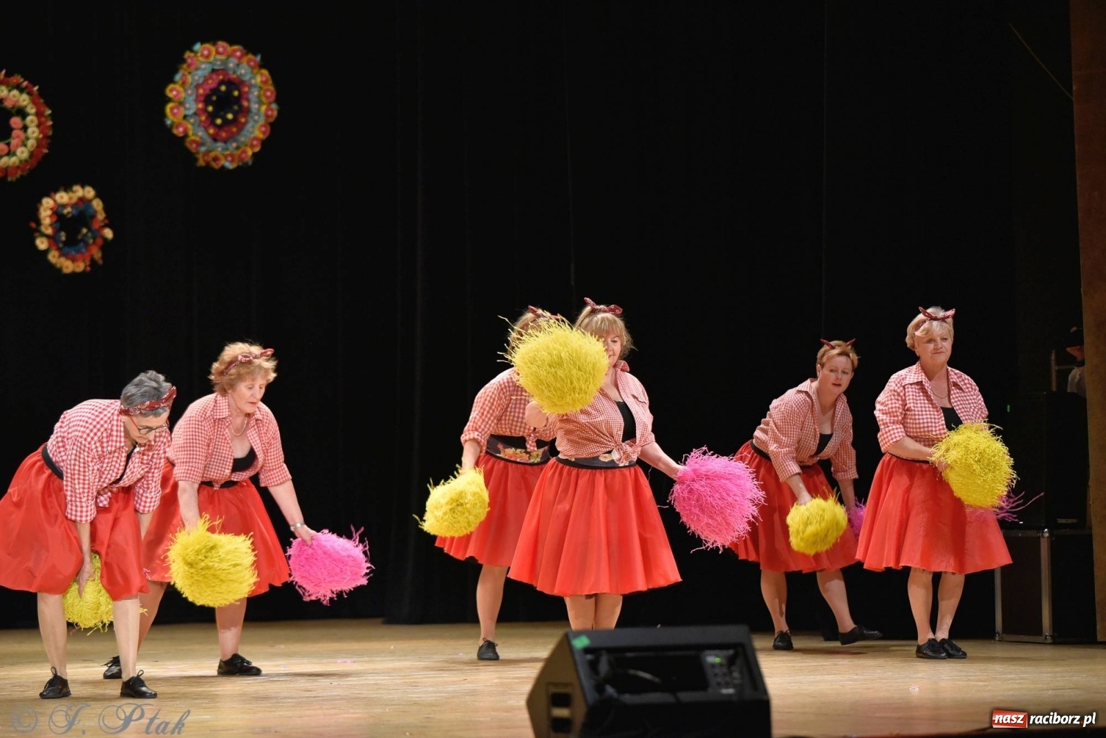 Zdjęcie w galerii na portalu naszraciborz.pl: Zespoły Źródła wspierają Kamilka. Piękny koncert w RCK [FOTO i WIDEO] wiadomości z regionu