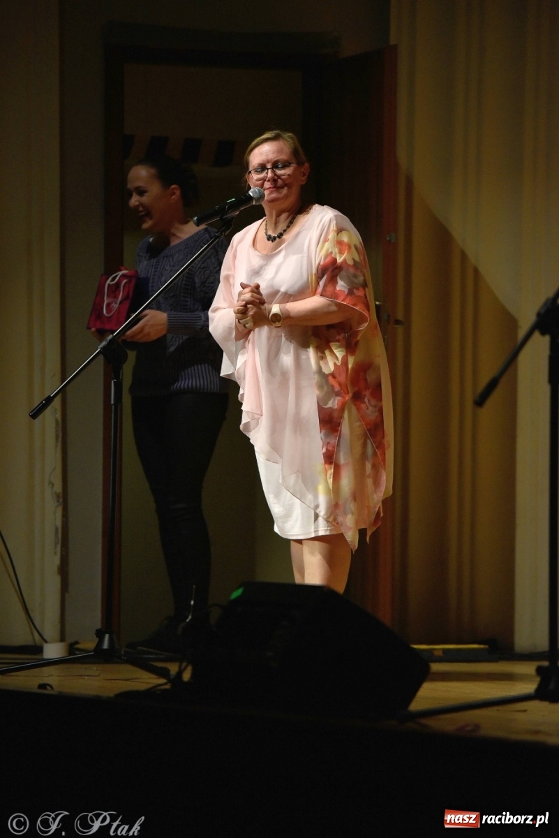 Zdjęcie w galerii na portalu naszraciborz.pl: Zespoły Źródła wspierają Kamilka. Piękny koncert w RCK [FOTO i WIDEO] wiadomości z regionu