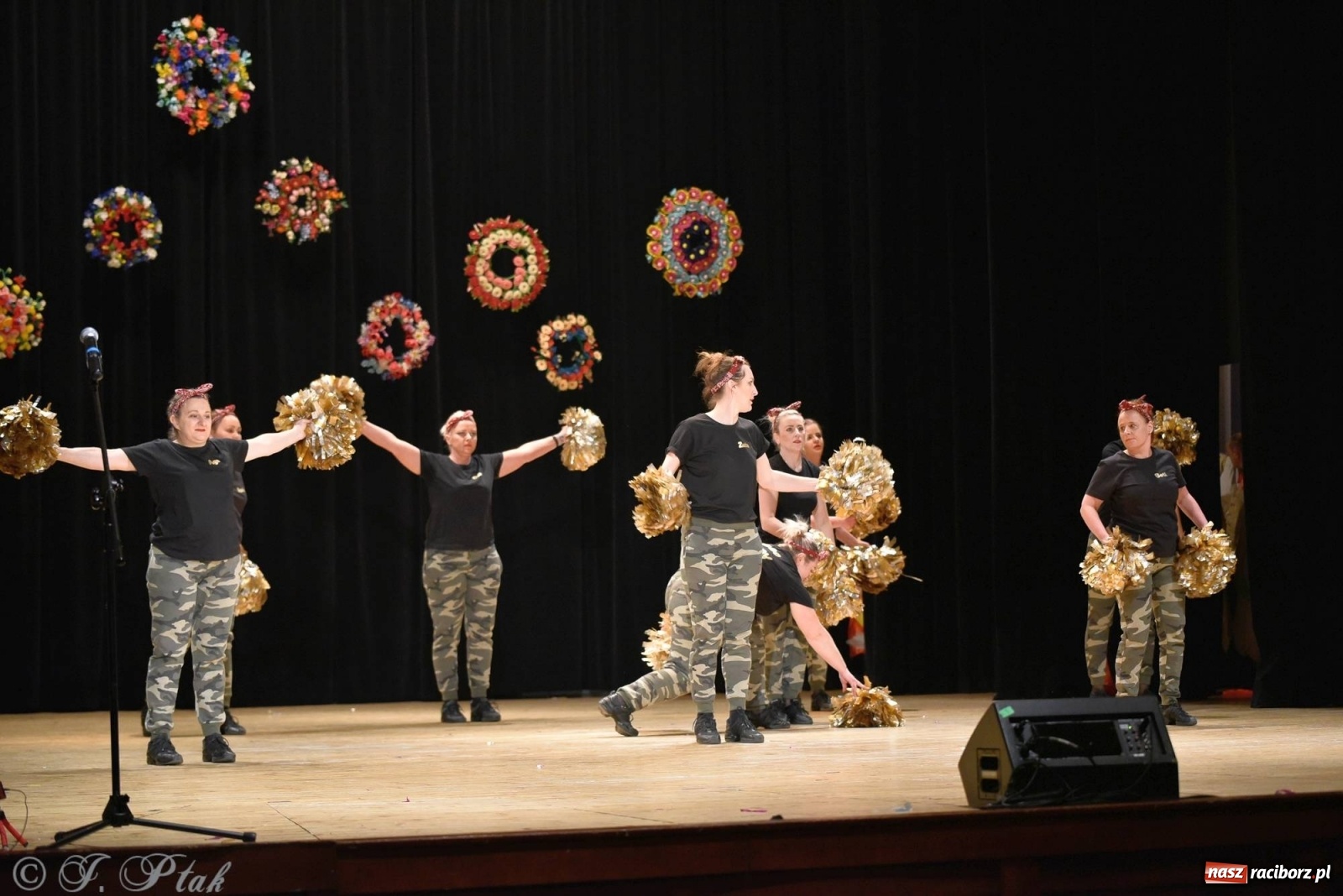 Zdjęcie w galerii na portalu naszraciborz.pl: Zespoły Źródła wspierają Kamilka. Piękny koncert w RCK [FOTO i WIDEO] wiadomości z regionu