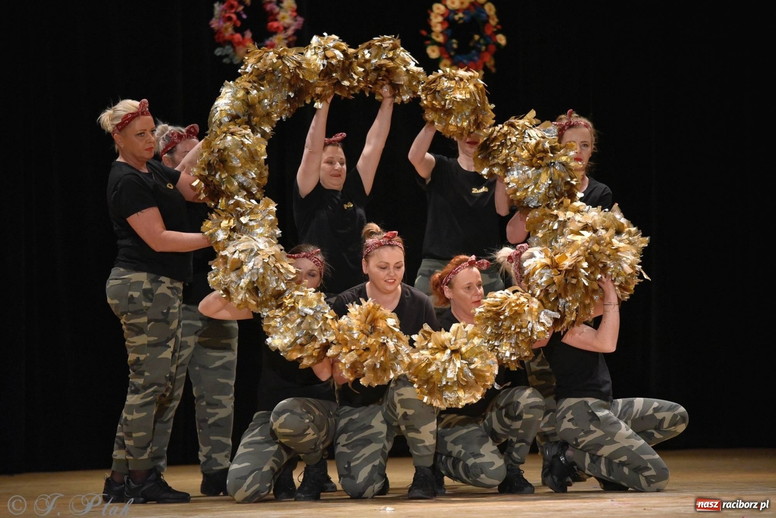 Zdjęcie w galerii na portalu naszraciborz.pl: Zespoły Źródła wspierają Kamilka. Piękny koncert w RCK [FOTO i WIDEO] wiadomości z regionu
