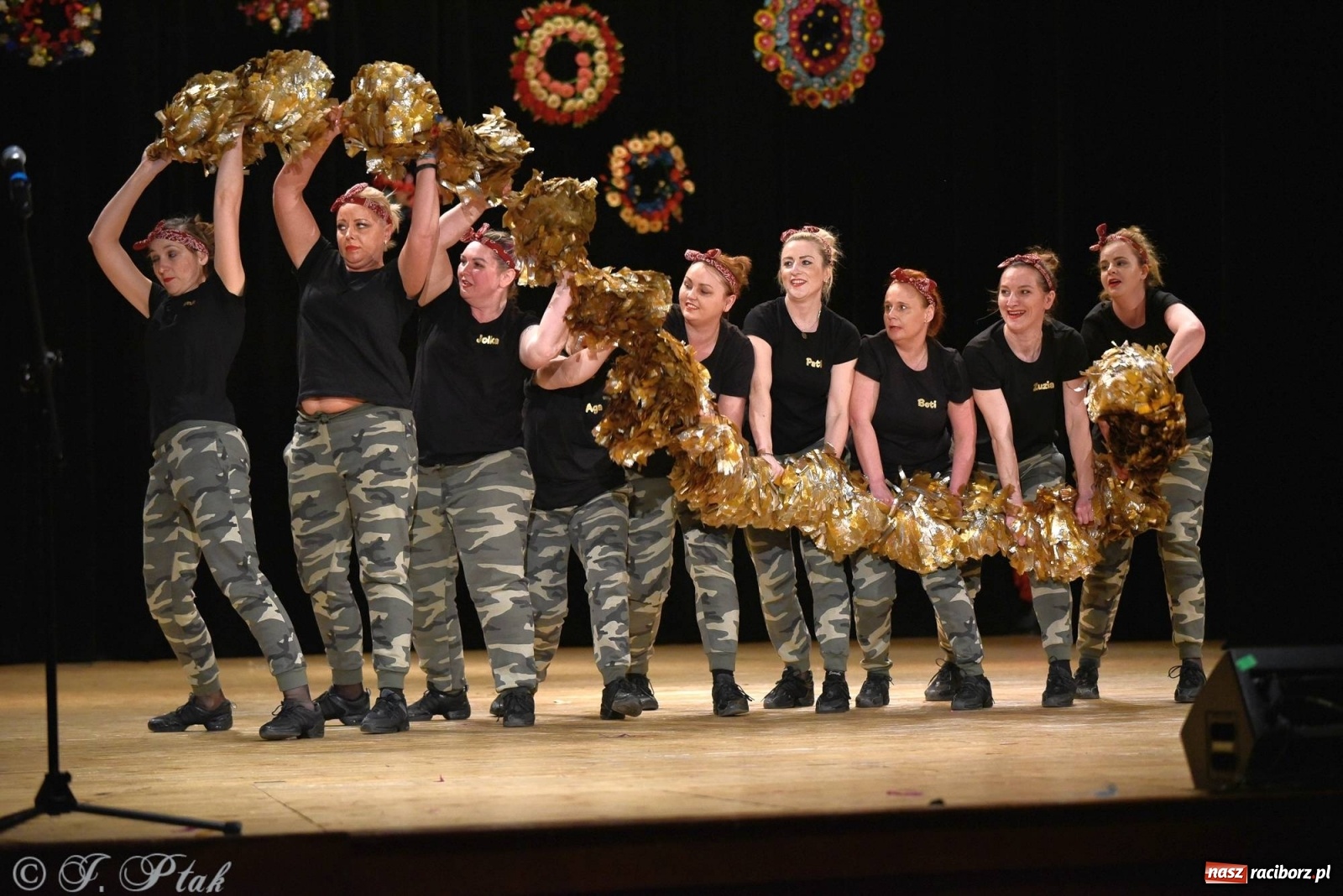Zdjęcie w galerii na portalu naszraciborz.pl: Zespoły Źródła wspierają Kamilka. Piękny koncert w RCK [FOTO i WIDEO] wiadomości z regionu