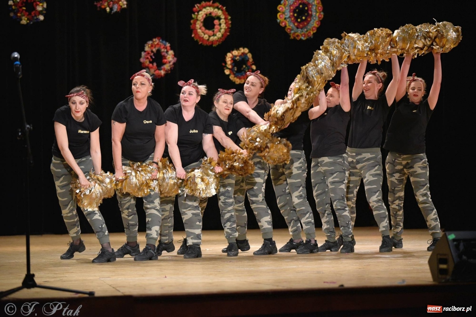 Zdjęcie w galerii na portalu naszraciborz.pl: Zespoły Źródła wspierają Kamilka. Piękny koncert w RCK [FOTO i WIDEO] wiadomości z regionu