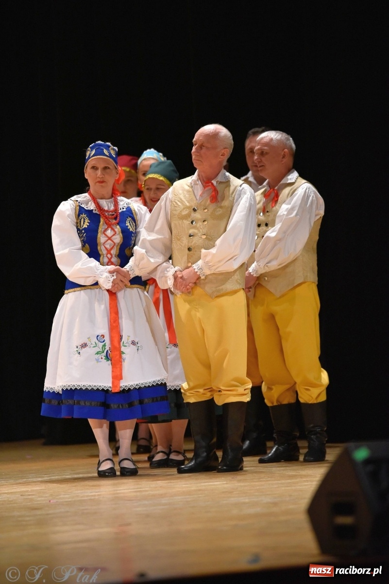 Zdjęcie w galerii na portalu naszraciborz.pl: Zespoły Źródła wspierają Kamilka. Piękny koncert w RCK [FOTO i WIDEO] wiadomości z regionu