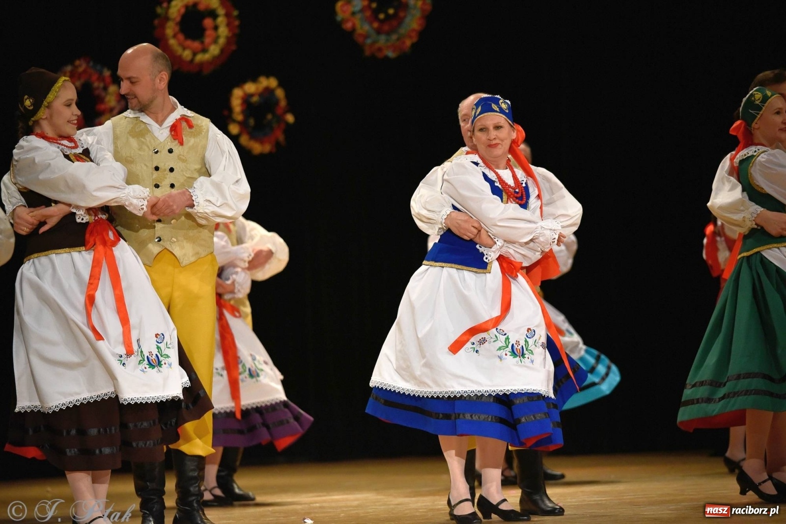 Zdjęcie w galerii na portalu naszraciborz.pl: Zespoły Źródła wspierają Kamilka. Piękny koncert w RCK [FOTO i WIDEO] wiadomości z regionu