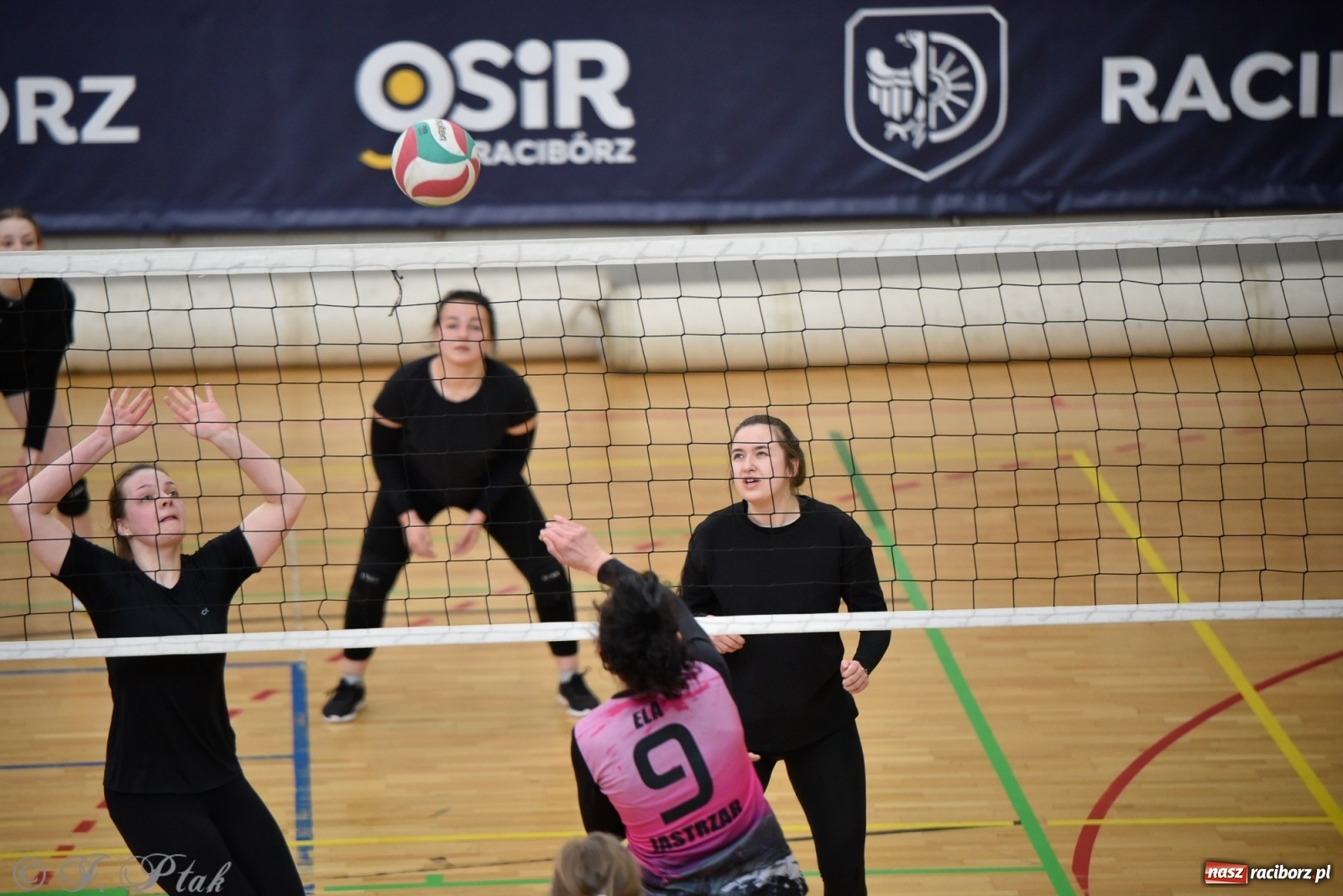 Zdjęcie w galerii na portalu naszraciborz.pl: RLPS. Niespodzianki i wygrane faworytów. Runda zasadnicza dobiegła końca [FOTO] wiadomości z regionu
