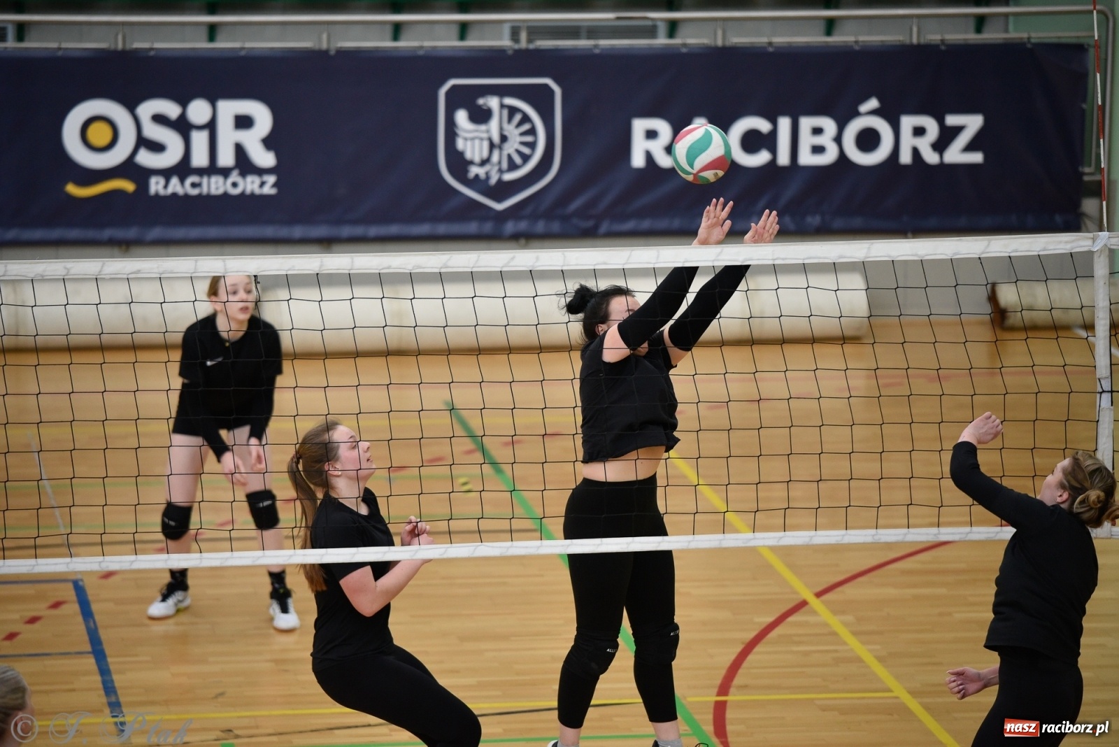 Zdjęcie w galerii na portalu naszraciborz.pl: RLPS. Niespodzianki i wygrane faworytów. Runda zasadnicza dobiegła końca [FOTO] wiadomości z regionu