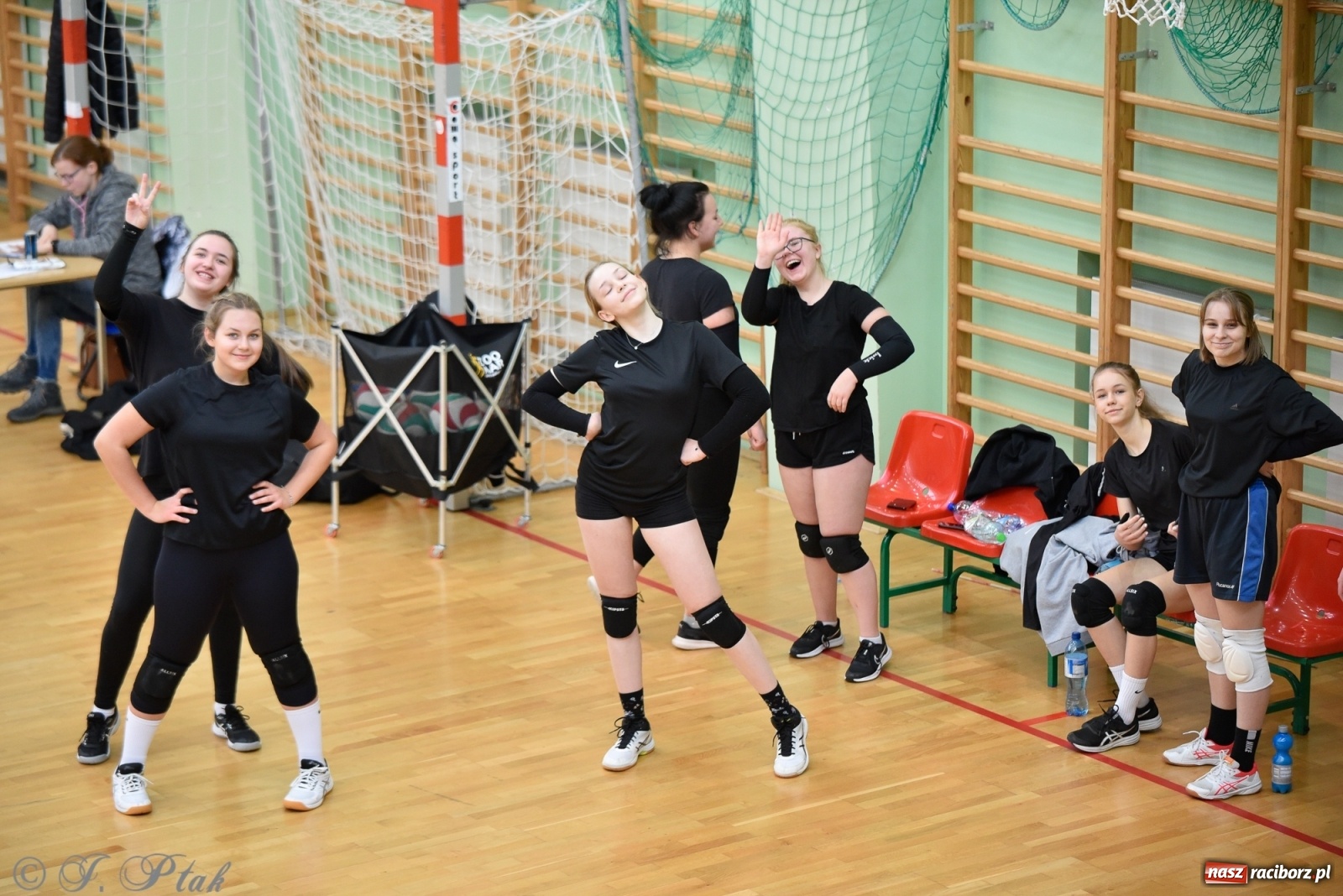 Zdjęcie w galerii na portalu naszraciborz.pl: RLPS. Niespodzianki i wygrane faworytów. Runda zasadnicza dobiegła końca [FOTO] wiadomości z regionu