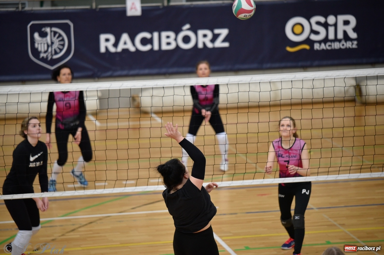 Zdjęcie w galerii na portalu naszraciborz.pl: RLPS. Niespodzianki i wygrane faworytów. Runda zasadnicza dobiegła końca [FOTO] wiadomości z regionu