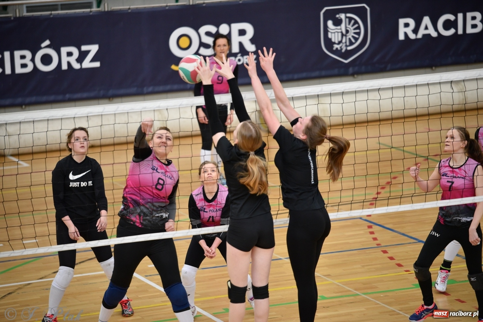 Zdjęcie w galerii na portalu naszraciborz.pl: RLPS. Niespodzianki i wygrane faworytów. Runda zasadnicza dobiegła końca [FOTO] wiadomości z regionu