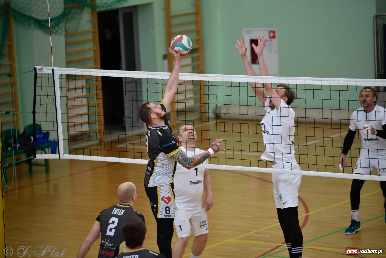 Zdjęcie w galerii na portalu naszraciborz.pl: RLPS. Niespodzianki i wygrane faworytów. Runda zasadnicza dobiegła końca [FOTO] wiadomości z regionu