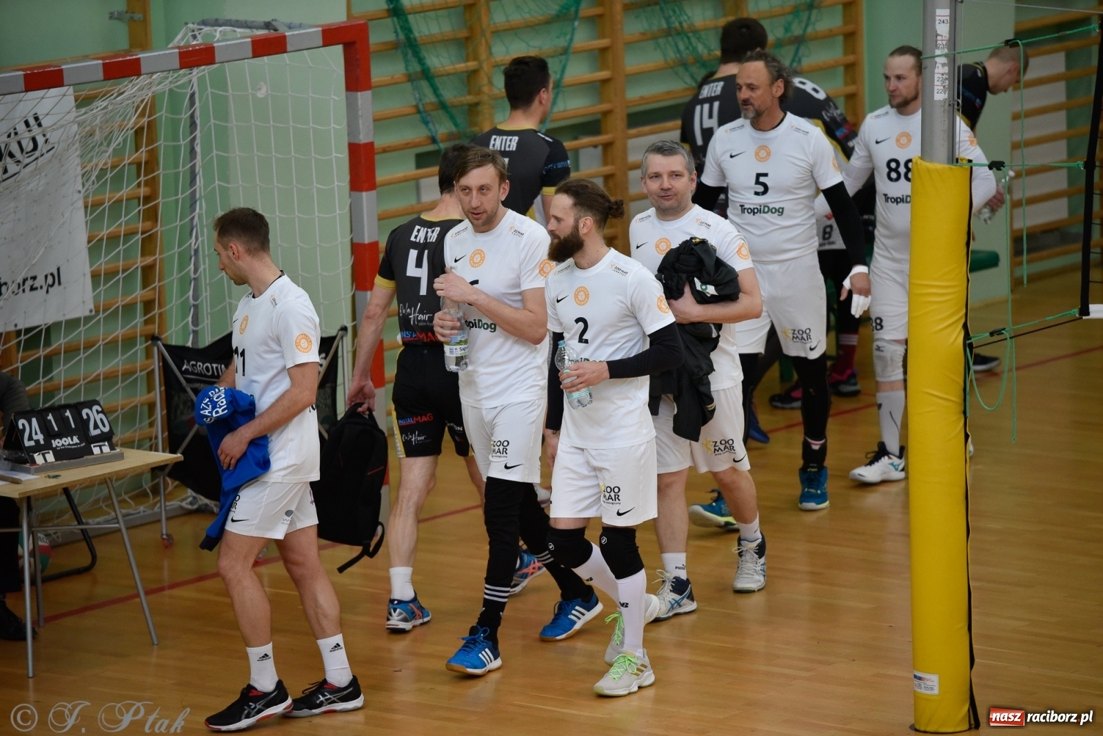 Zdjęcie w galerii na portalu naszraciborz.pl: RLPS. Niespodzianki i wygrane faworytów. Runda zasadnicza dobiegła końca [FOTO] wiadomości z regionu