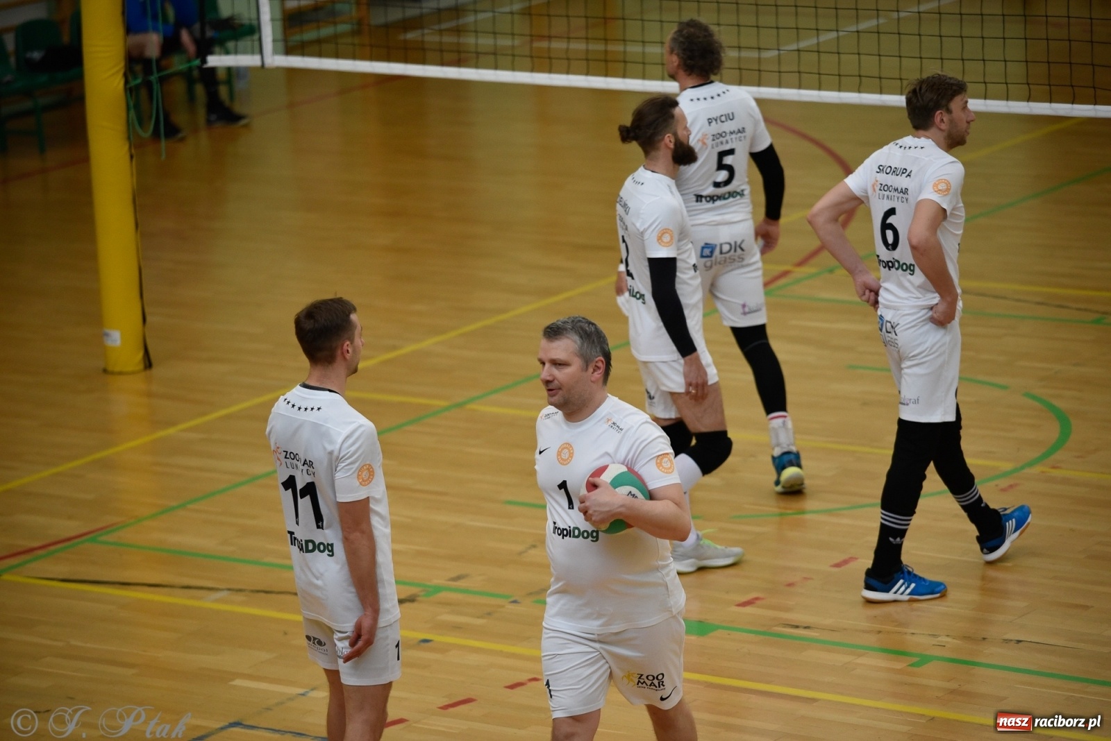 Zdjęcie w galerii na portalu naszraciborz.pl: RLPS. Niespodzianki i wygrane faworytów. Runda zasadnicza dobiegła końca [FOTO] wiadomości z regionu