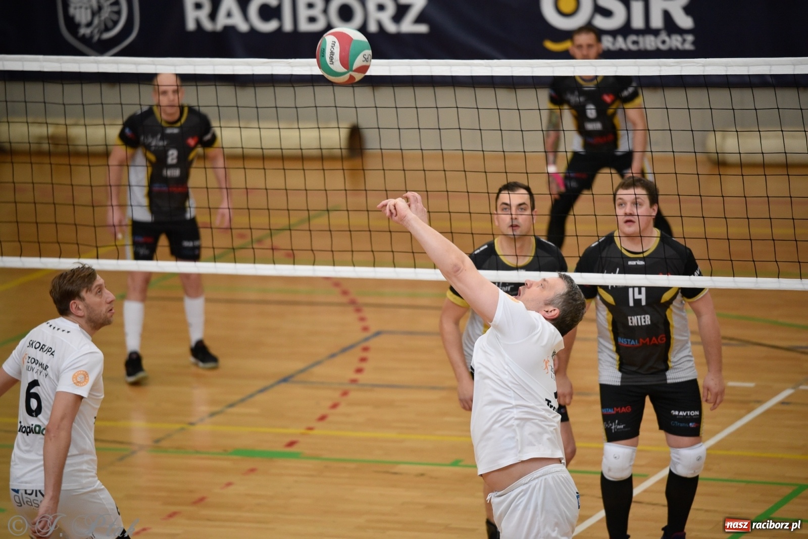 Zdjęcie w galerii na portalu naszraciborz.pl: RLPS. Niespodzianki i wygrane faworytów. Runda zasadnicza dobiegła końca [FOTO] wiadomości z regionu