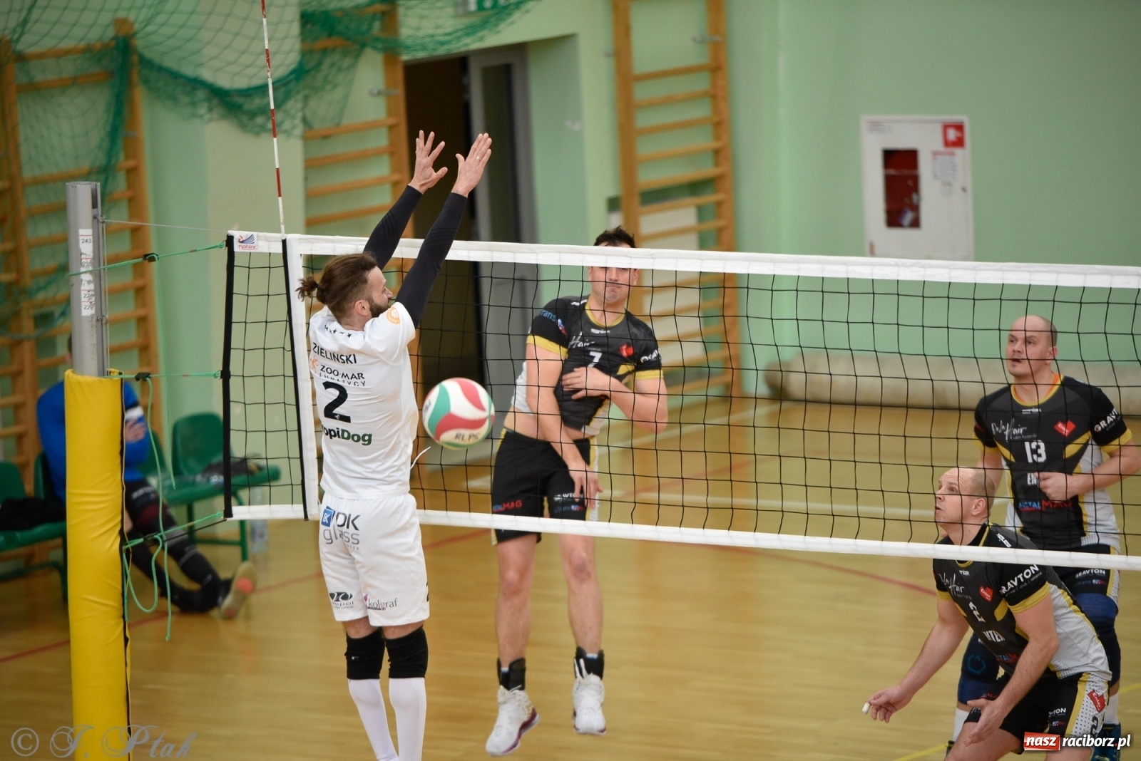 Zdjęcie w galerii na portalu naszraciborz.pl: RLPS. Niespodzianki i wygrane faworytów. Runda zasadnicza dobiegła końca [FOTO] wiadomości z regionu