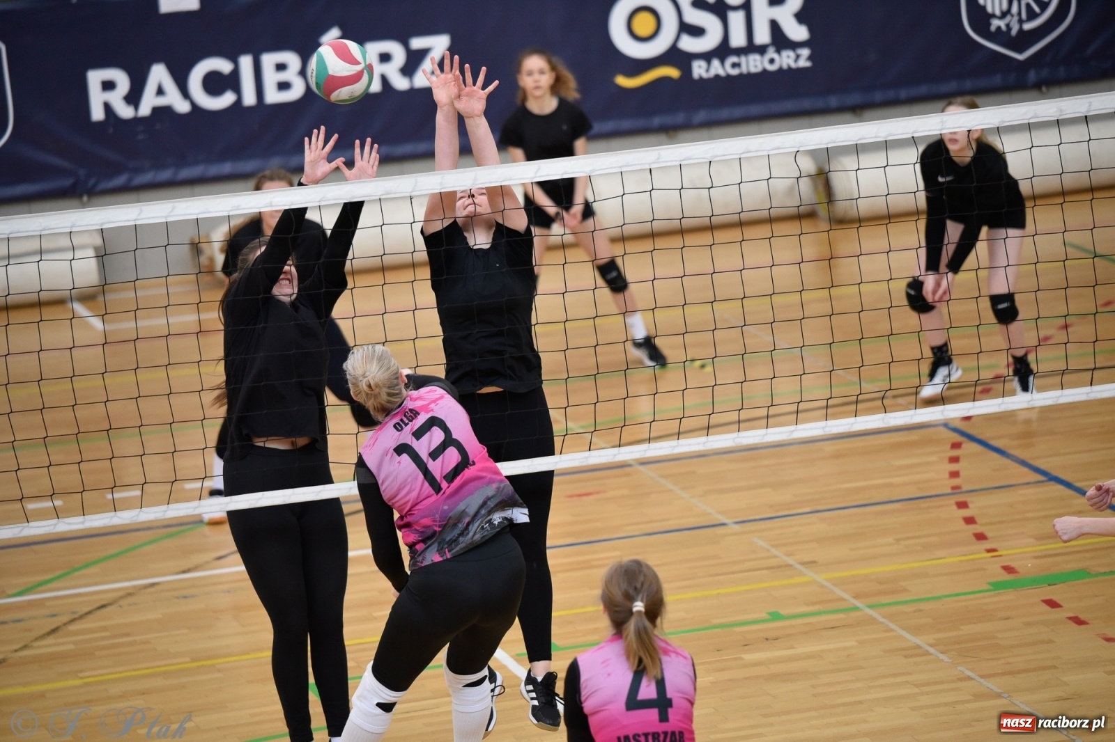 Zdjęcie w galerii na portalu naszraciborz.pl: RLPS. Niespodzianki i wygrane faworytów. Runda zasadnicza dobiegła końca [FOTO] wiadomości z regionu