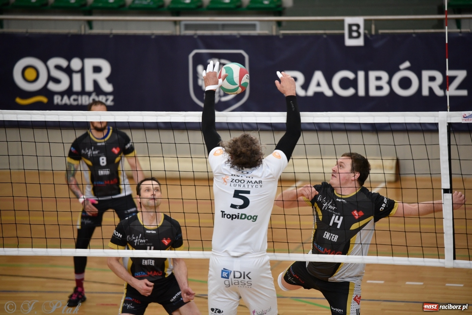 Zdjęcie w galerii na portalu naszraciborz.pl: RLPS. Niespodzianki i wygrane faworytów. Runda zasadnicza dobiegła końca [FOTO] wiadomości z regionu