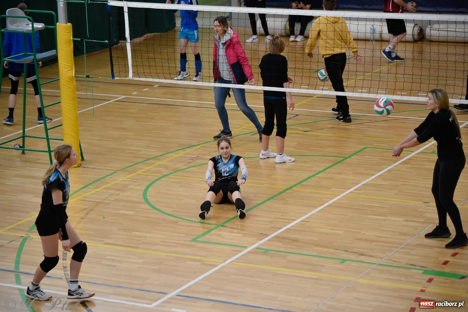 Zdjęcie w galerii na portalu naszraciborz.pl: RLPS. Niespodzianki i wygrane faworytów. Runda zasadnicza dobiegła końca [FOTO] wiadomości z regionu