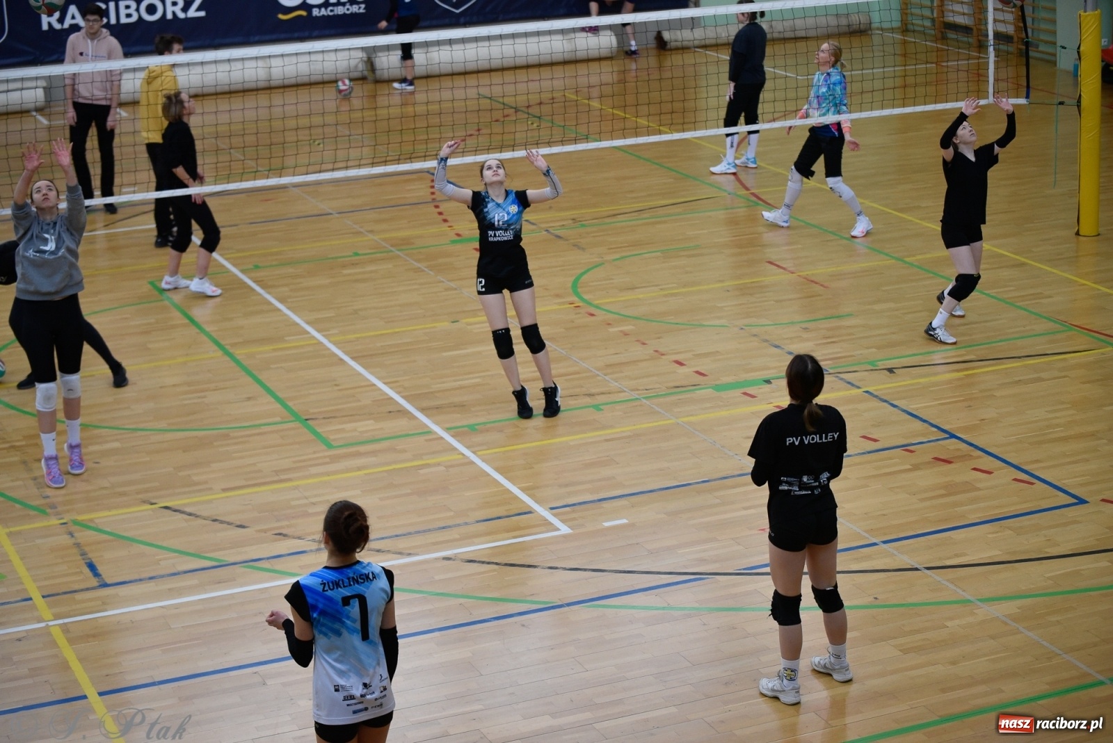 Zdjęcie w galerii na portalu naszraciborz.pl: RLPS. Niespodzianki i wygrane faworytów. Runda zasadnicza dobiegła końca [FOTO] wiadomości z regionu