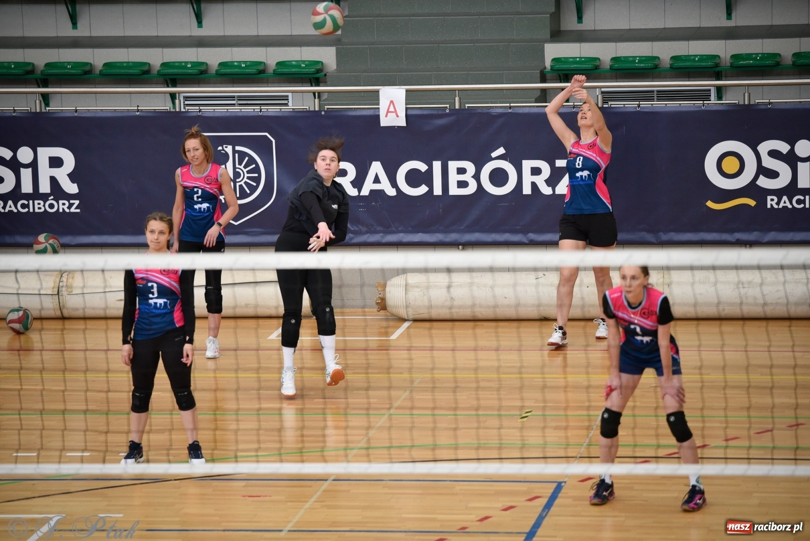 Zdjęcie w galerii na portalu naszraciborz.pl: RLPS. Niespodzianki i wygrane faworytów. Runda zasadnicza dobiegła końca [FOTO] wiadomości z regionu