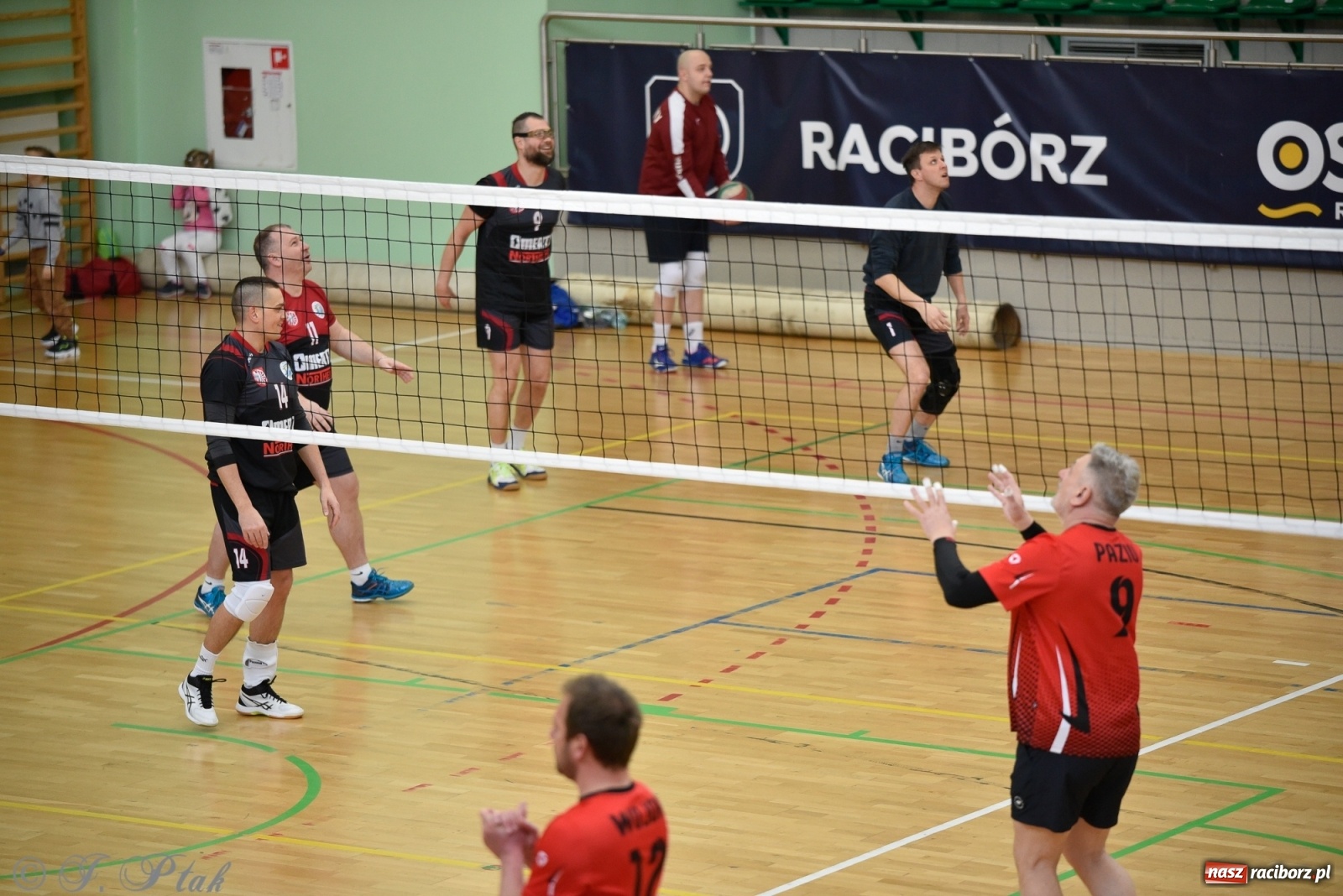 Zdjęcie w galerii na portalu naszraciborz.pl: RLPS. Niespodzianki i wygrane faworytów. Runda zasadnicza dobiegła końca [FOTO] wiadomości z regionu