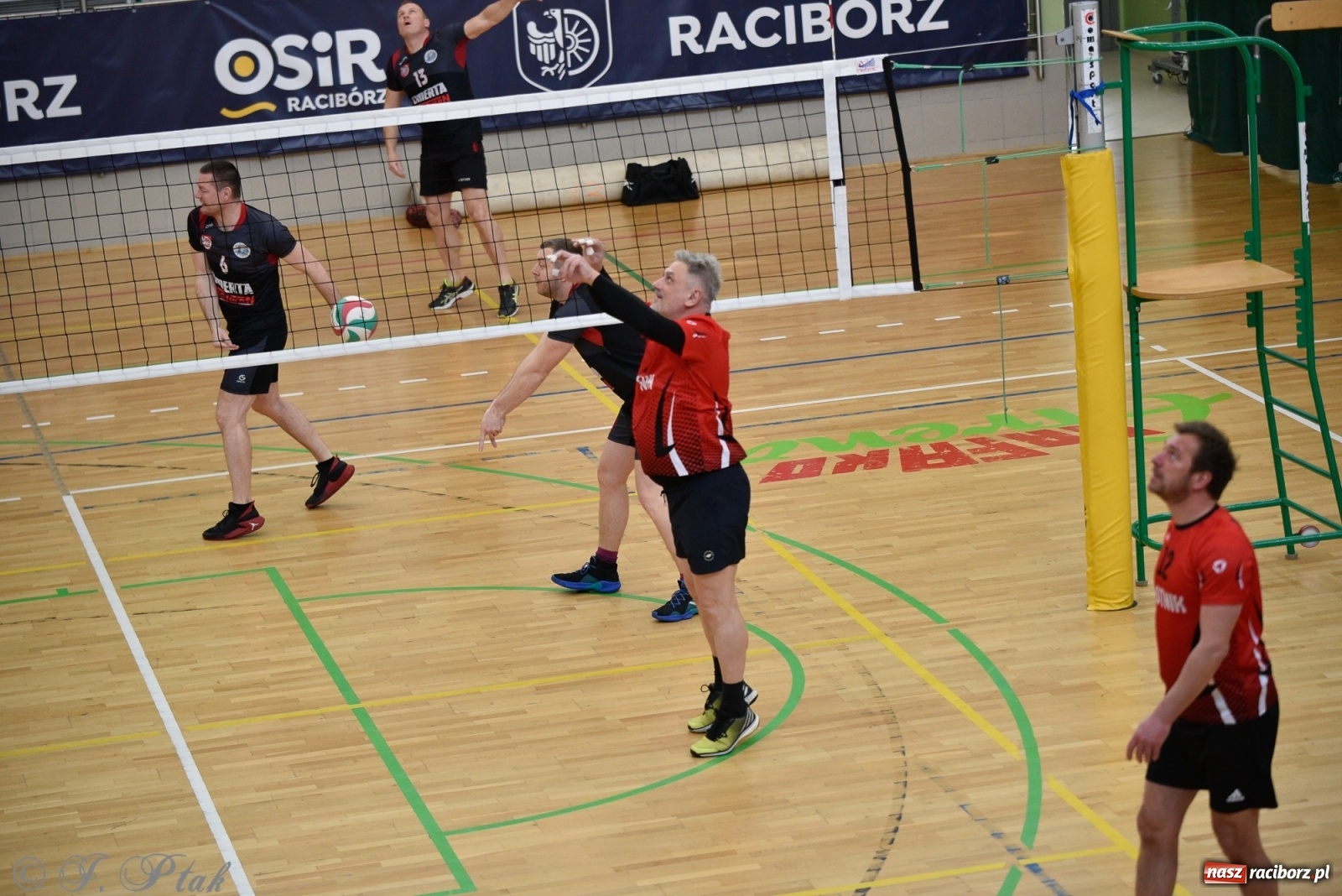 Zdjęcie w galerii na portalu naszraciborz.pl: RLPS. Niespodzianki i wygrane faworytów. Runda zasadnicza dobiegła końca [FOTO] wiadomości z regionu