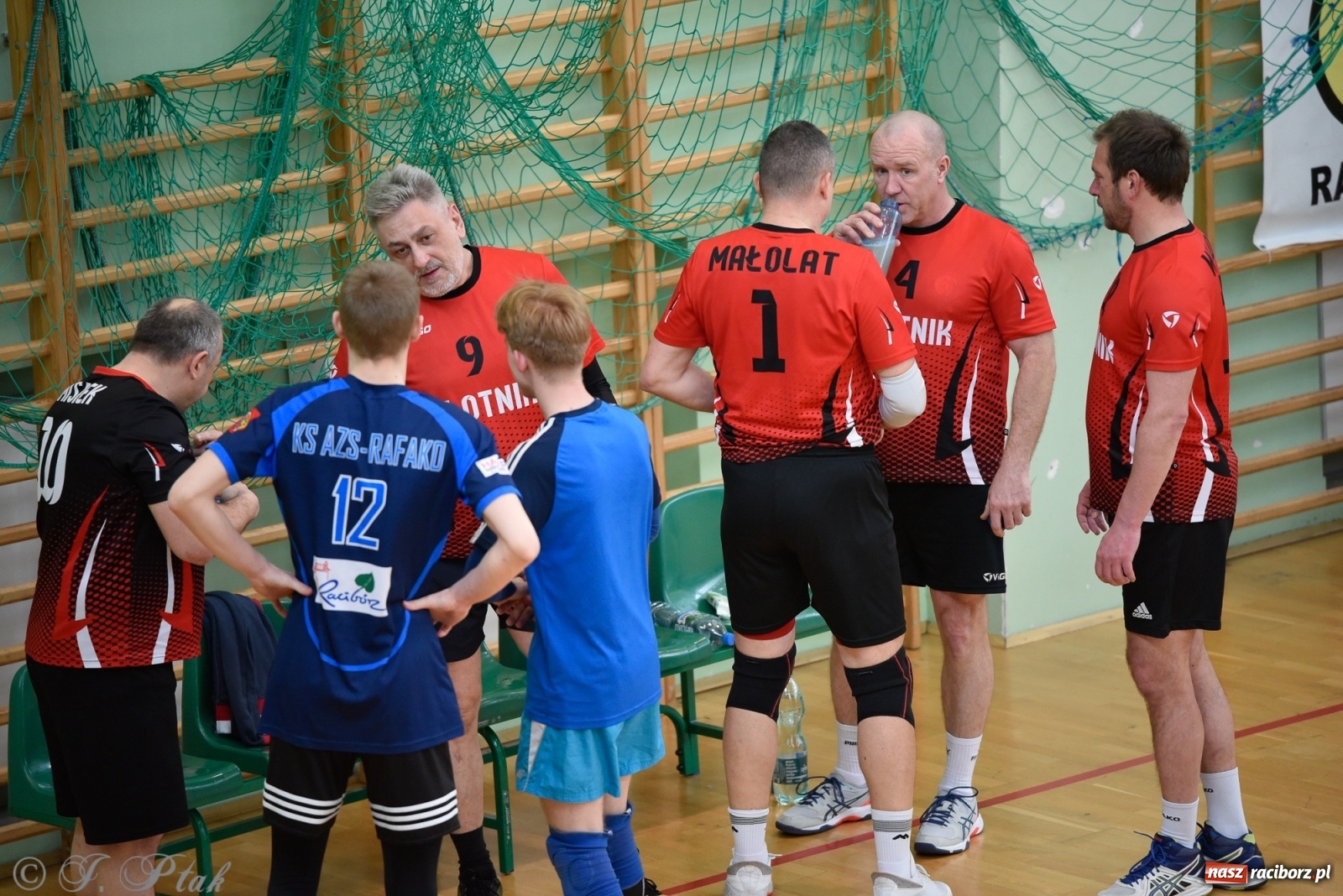 Zdjęcie w galerii na portalu naszraciborz.pl: RLPS. Niespodzianki i wygrane faworytów. Runda zasadnicza dobiegła końca [FOTO] wiadomości z regionu
