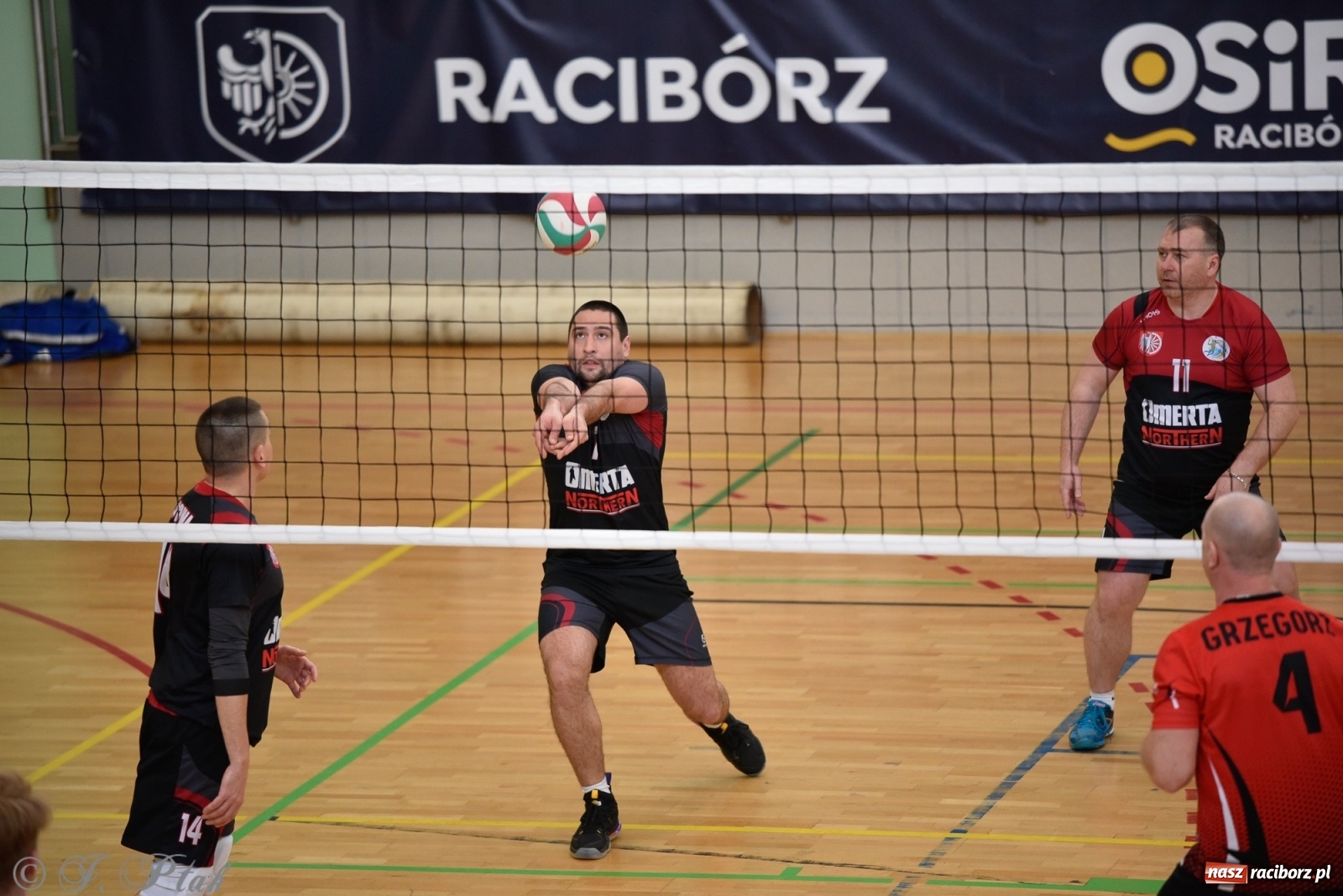 Zdjęcie w galerii na portalu naszraciborz.pl: RLPS. Niespodzianki i wygrane faworytów. Runda zasadnicza dobiegła końca [FOTO] wiadomości z regionu