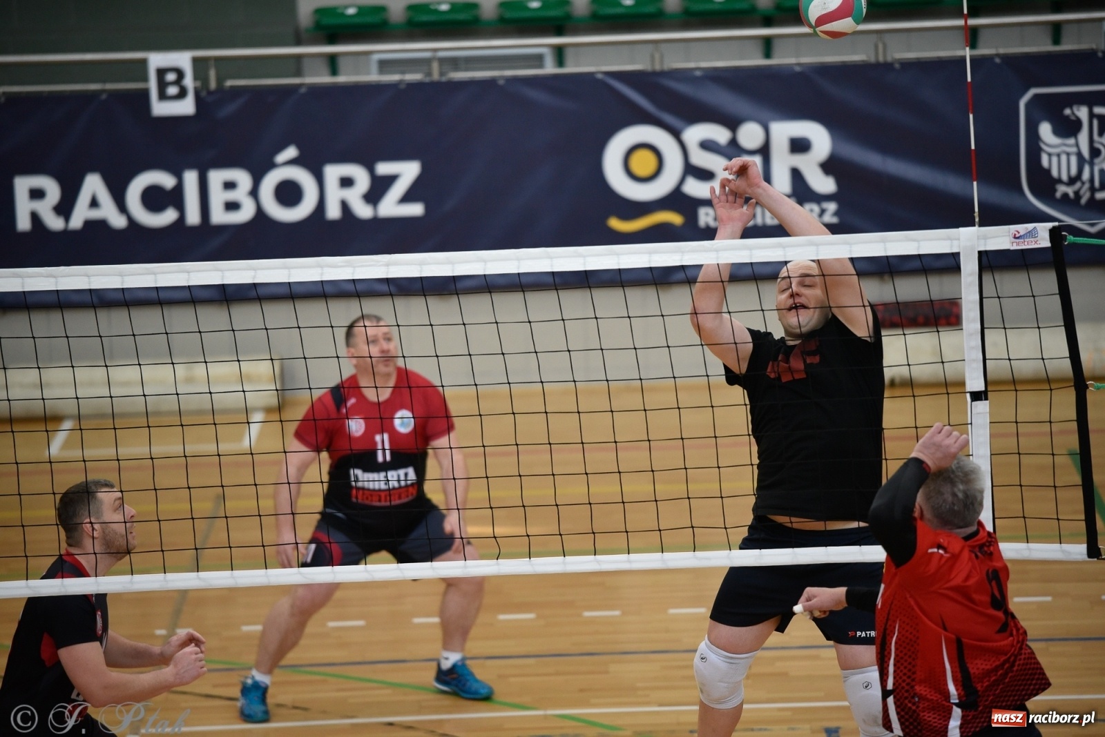 Zdjęcie w galerii na portalu naszraciborz.pl: RLPS. Niespodzianki i wygrane faworytów. Runda zasadnicza dobiegła końca [FOTO] wiadomości z regionu