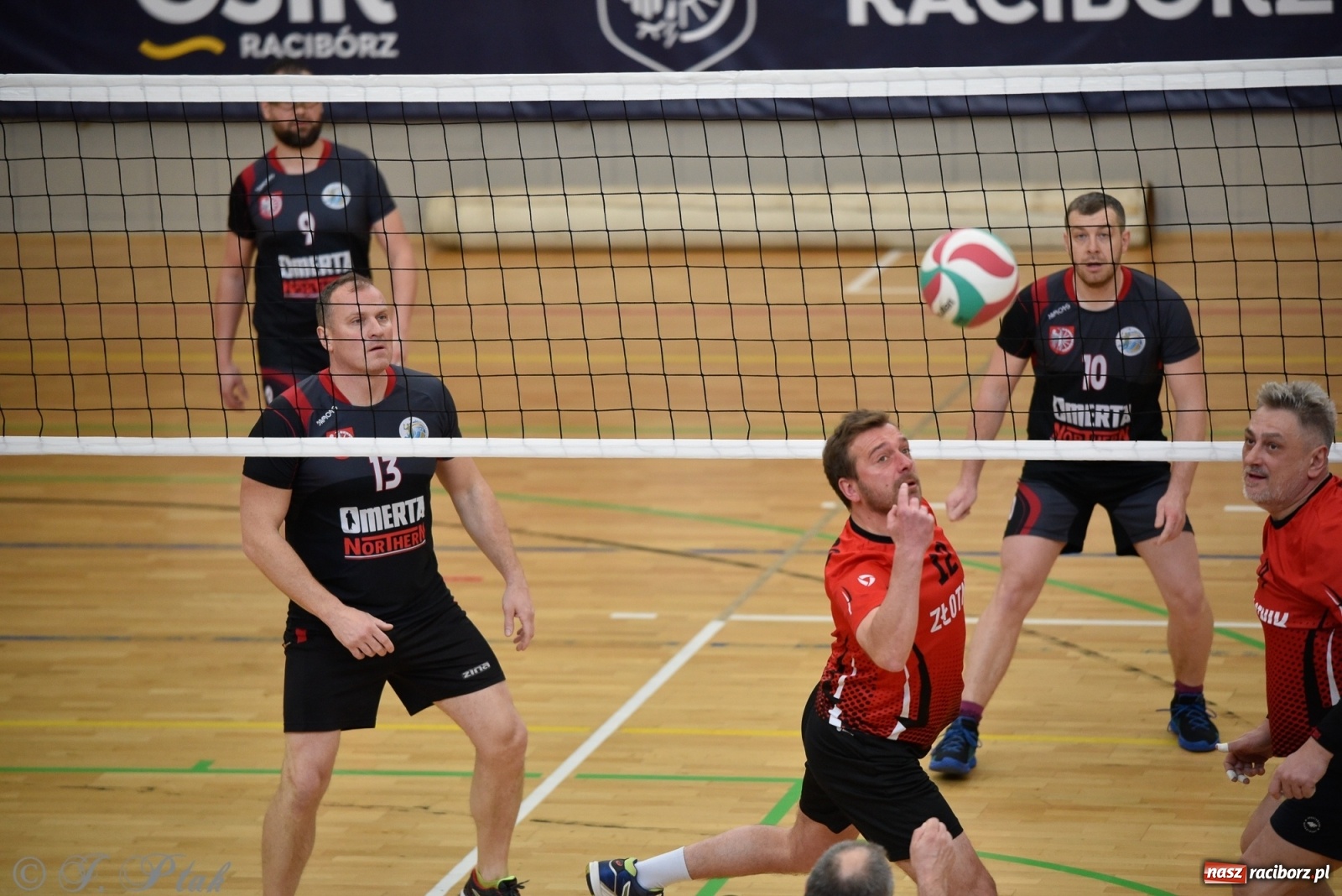 Zdjęcie w galerii na portalu naszraciborz.pl: RLPS. Niespodzianki i wygrane faworytów. Runda zasadnicza dobiegła końca [FOTO] wiadomości z regionu